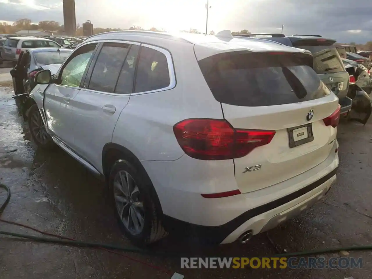 3 Photograph of a damaged car 5UXTR7C5XKLF30157 BMW X3 2019