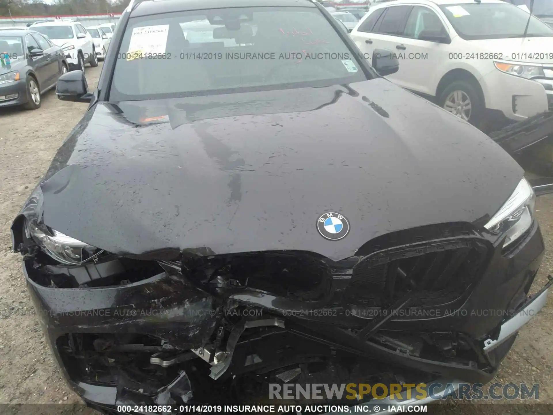 10 Photograph of a damaged car 5UXTR7C5XKLF32068 BMW X3 2019