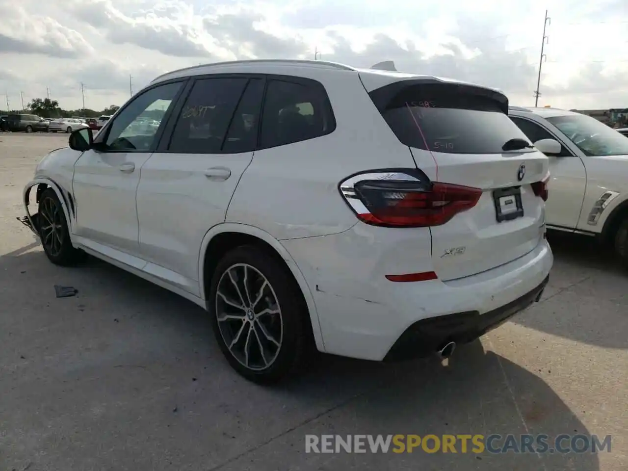 3 Photograph of a damaged car 5UXTR7C5XKLF32667 BMW X3 2019