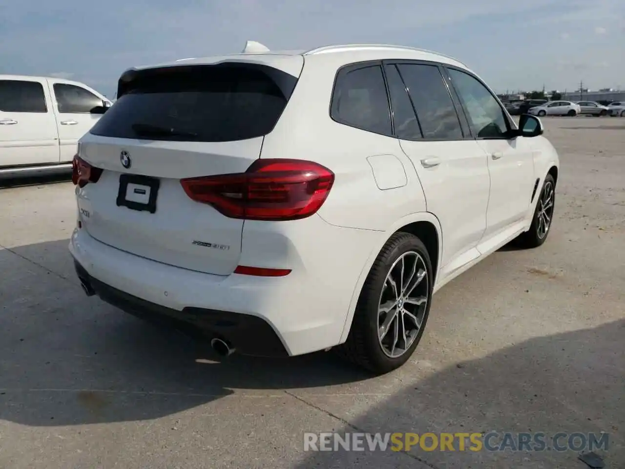 4 Photograph of a damaged car 5UXTR7C5XKLF32667 BMW X3 2019