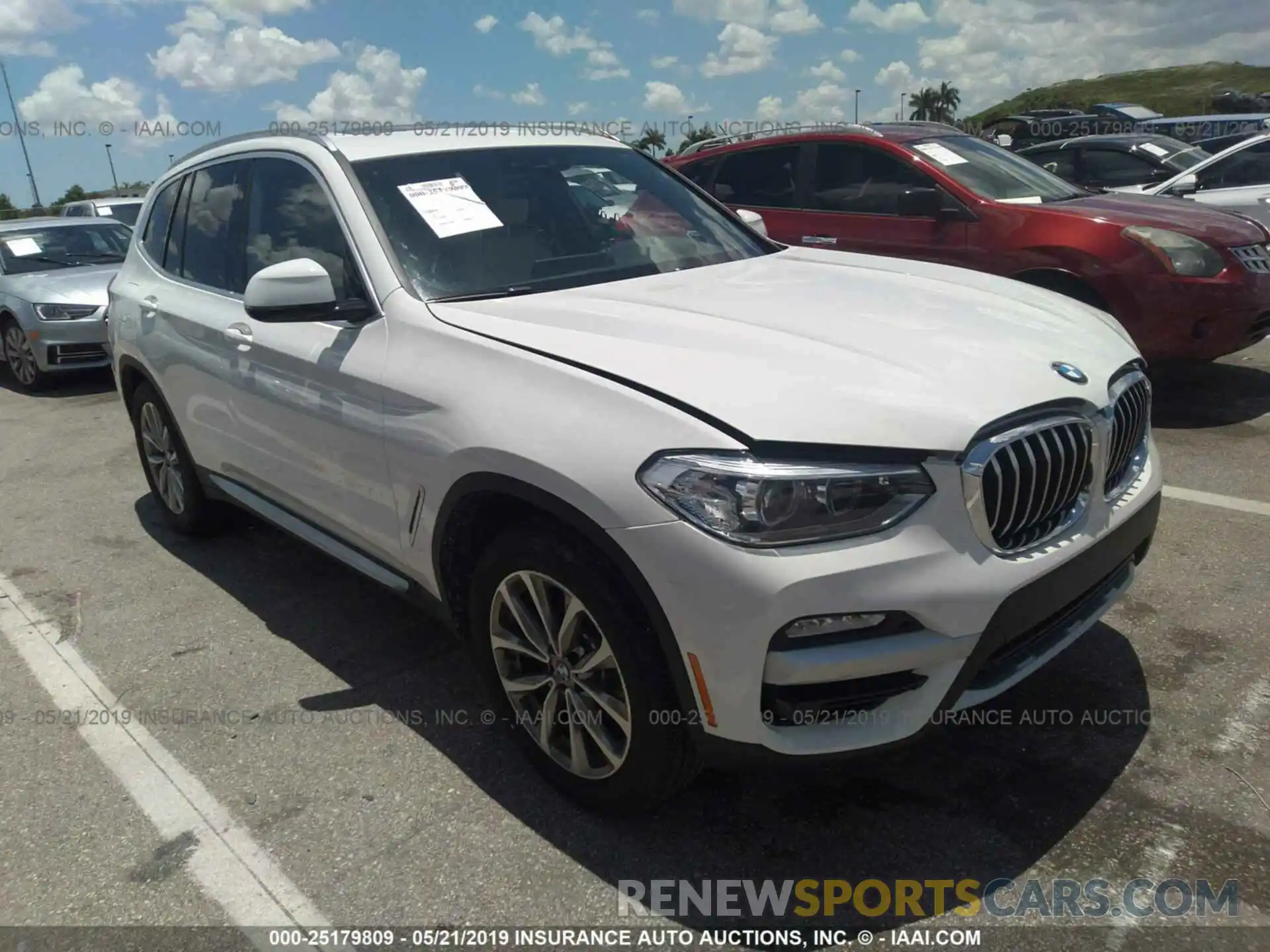 1 Photograph of a damaged car 5UXTR7C5XKLF33270 BMW X3 2019