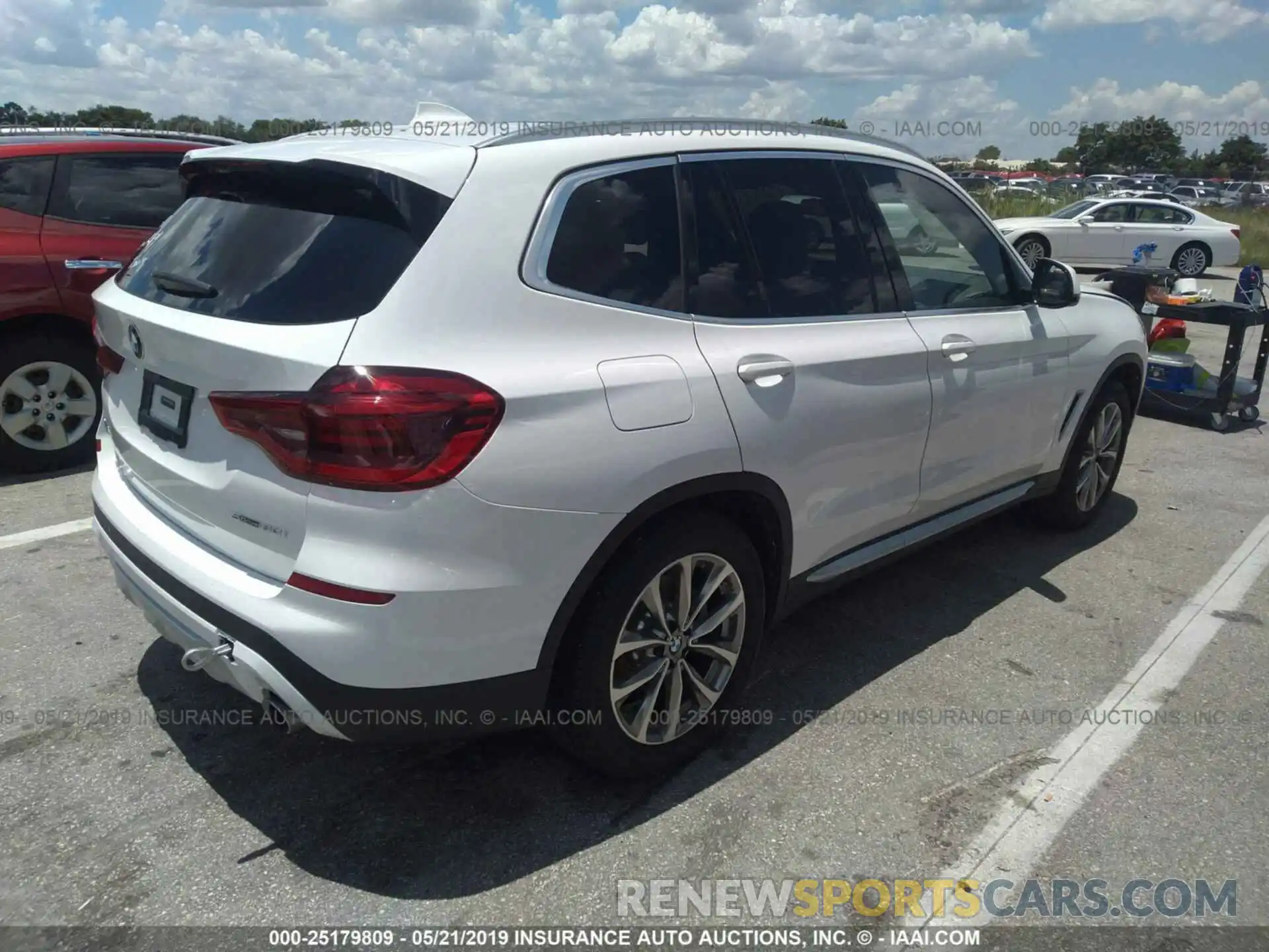 4 Photograph of a damaged car 5UXTR7C5XKLF33270 BMW X3 2019