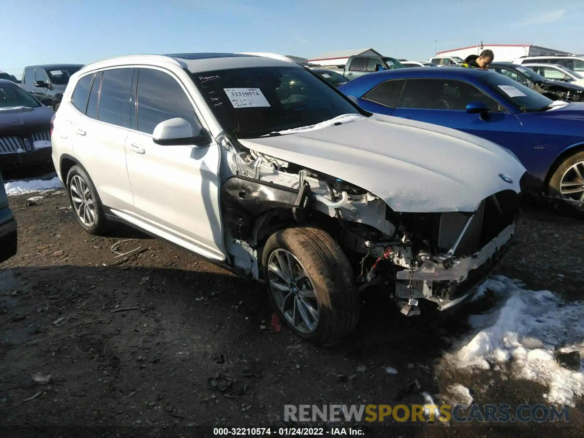 1 Photograph of a damaged car 5UXTR7C5XKLF37335 BMW X3 2019