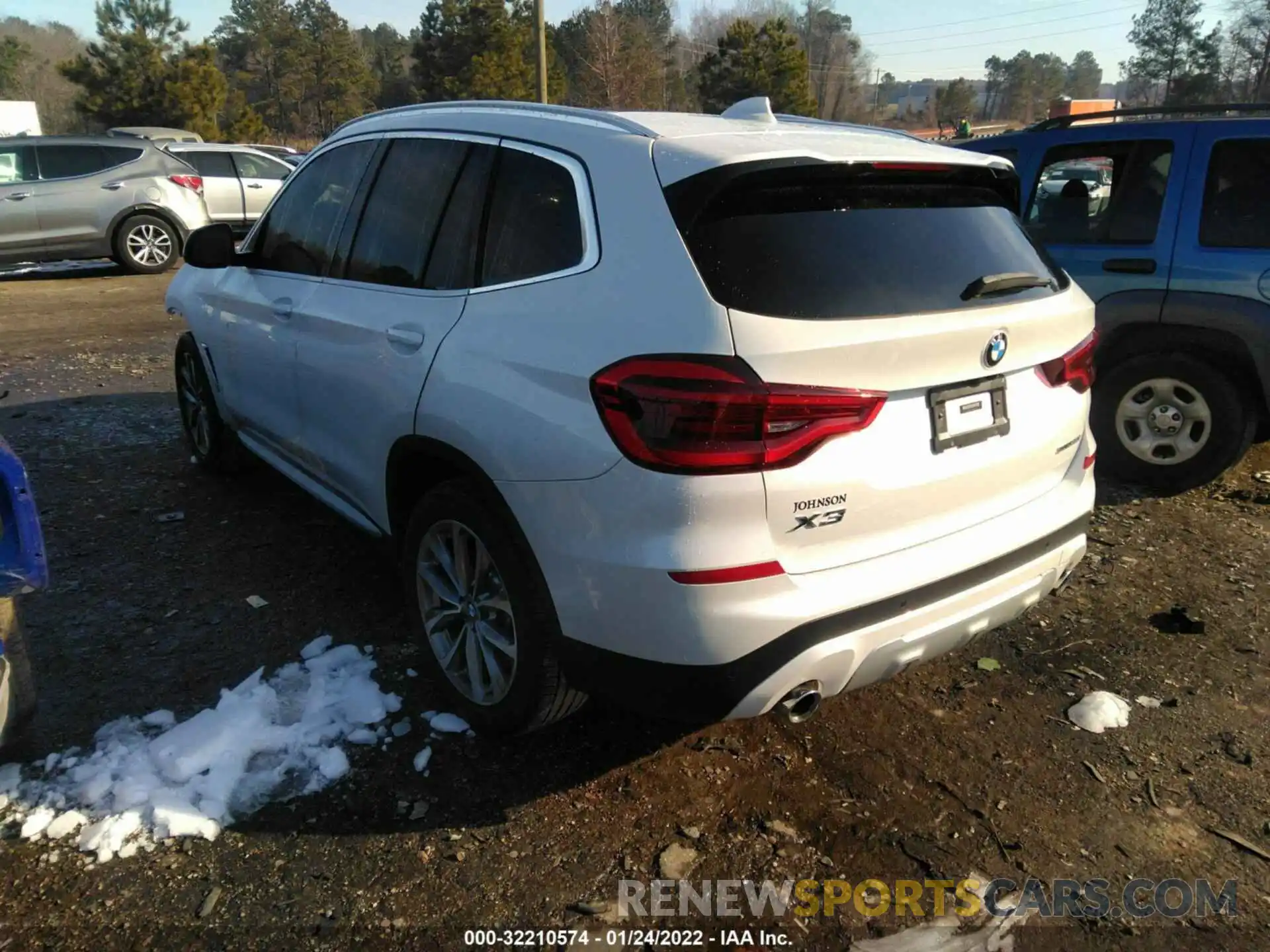 3 Photograph of a damaged car 5UXTR7C5XKLF37335 BMW X3 2019