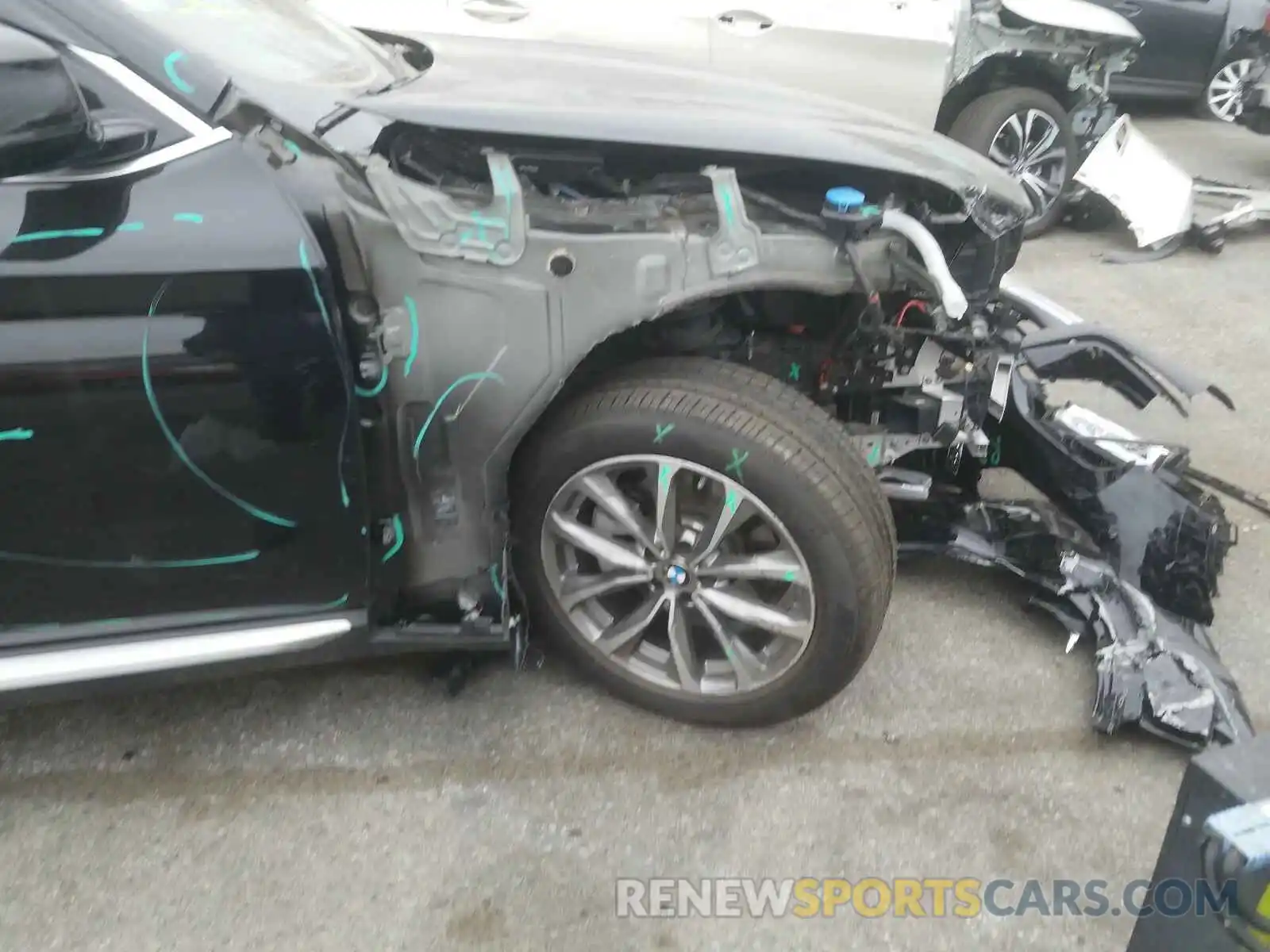 9 Photograph of a damaged car 5UXTR7C5XKLF37559 BMW X3 2019