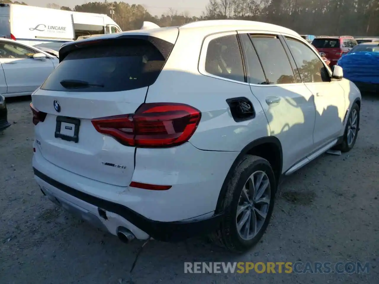 4 Фотография поврежденного автомобиля 5UXTR7C5XKLR45055 BMW X3 2019