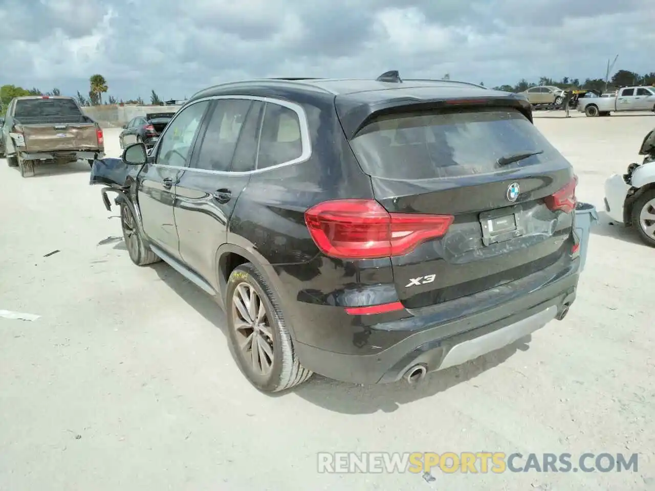 3 Photograph of a damaged car 5UXTR7C5XKLR49672 BMW X3 2019