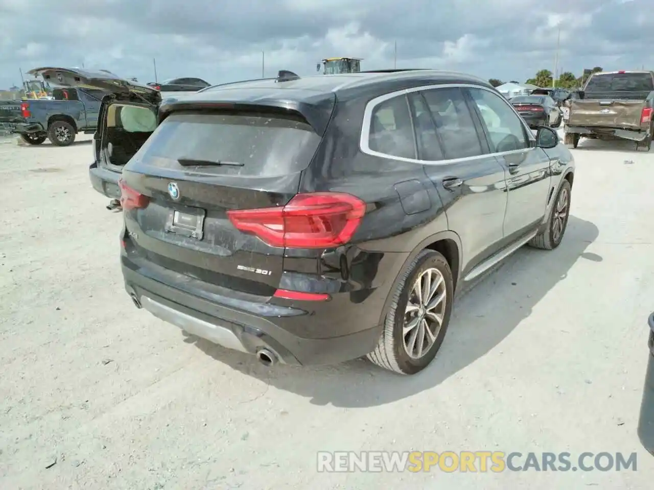 4 Фотография поврежденного автомобиля 5UXTR7C5XKLR49672 BMW X3 2019