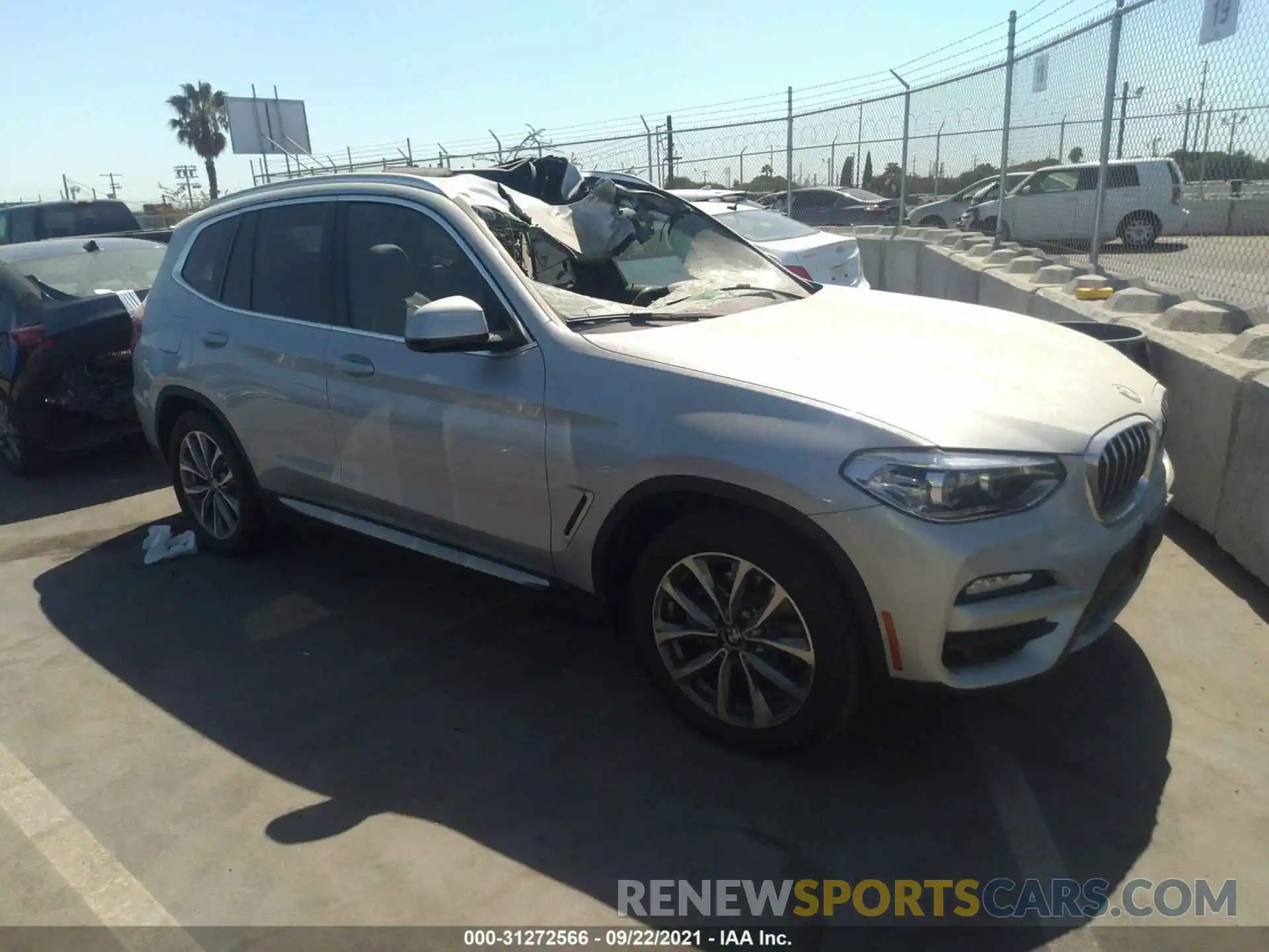 1 Photograph of a damaged car 5UXTR7C5XKLR53351 BMW X3 2019