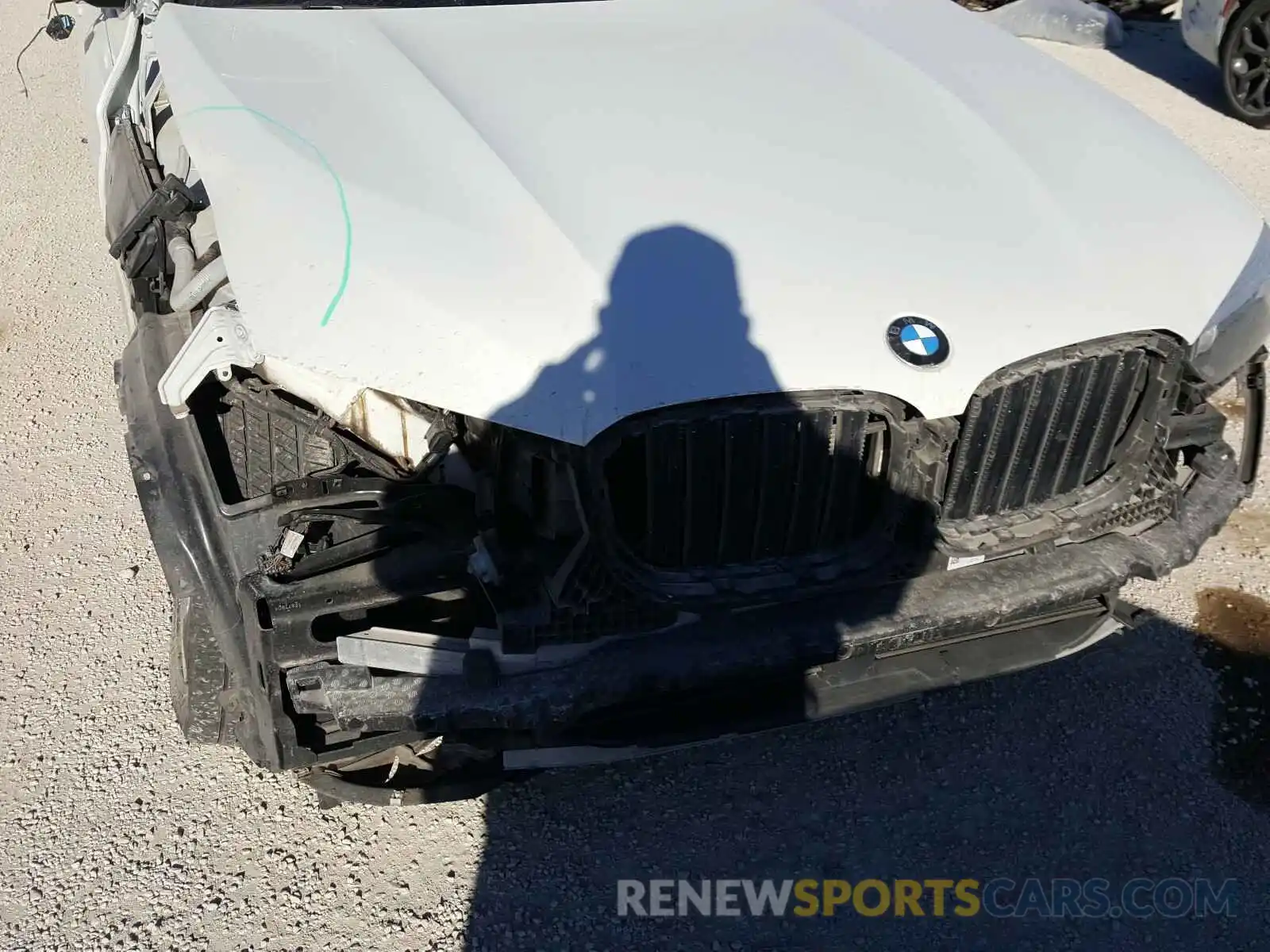 9 Photograph of a damaged car 5UXTR9C50KLD90387 BMW X3 2019