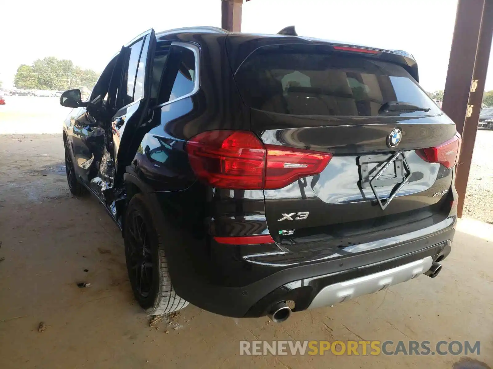 3 Photograph of a damaged car 5UXTR9C50KLD90731 BMW X3 2019