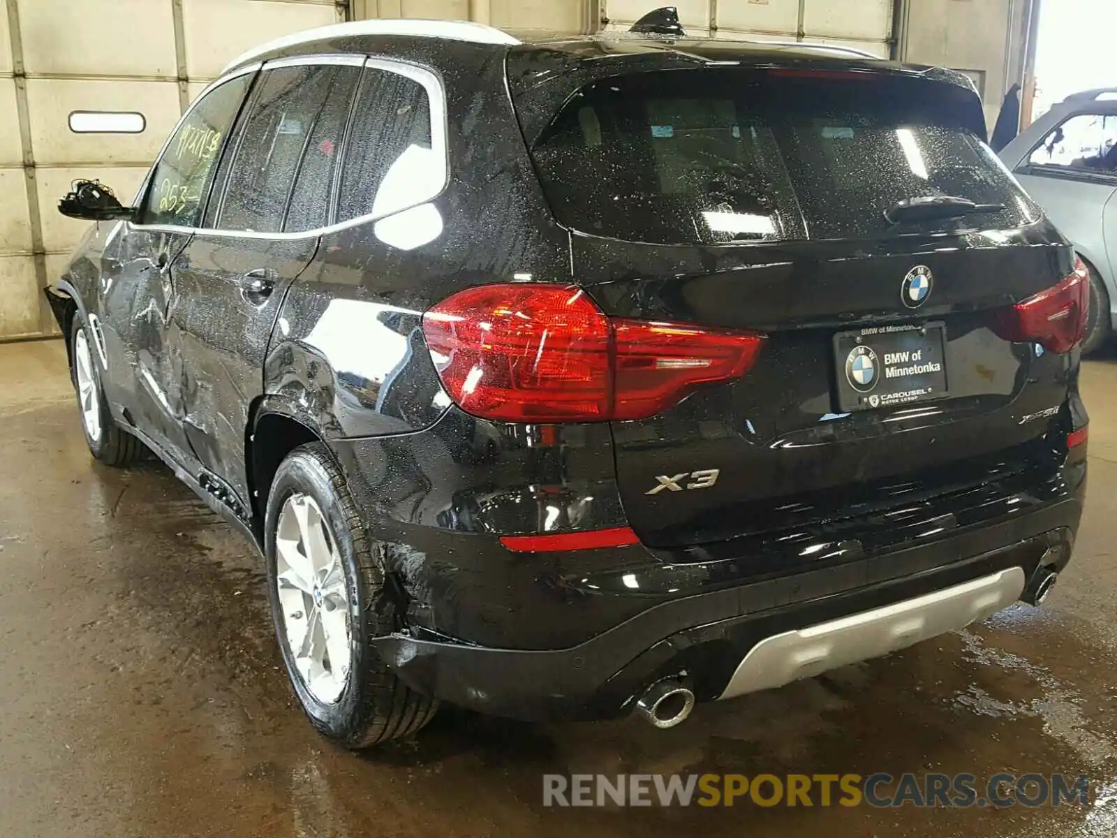 3 Photograph of a damaged car 5UXTR9C50KLD91247 BMW X3 2019