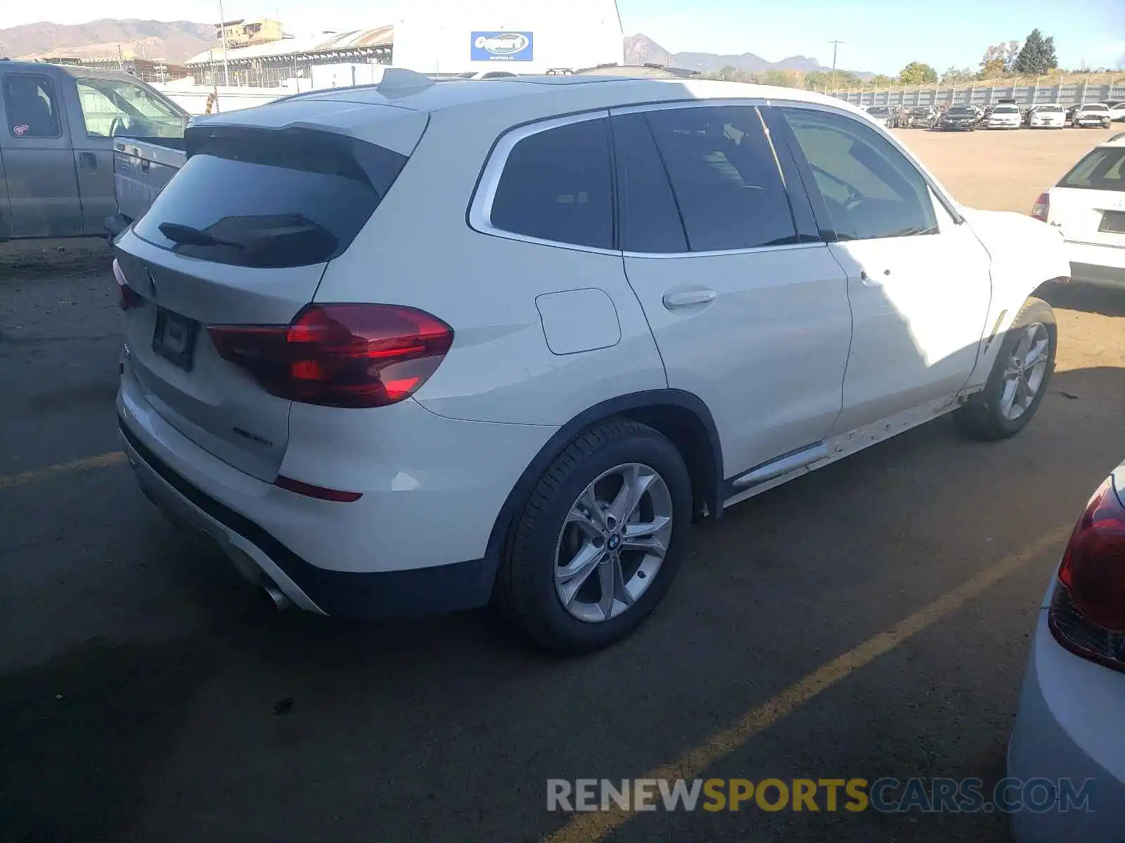 4 Photograph of a damaged car 5UXTR9C50KLD93032 BMW X3 2019