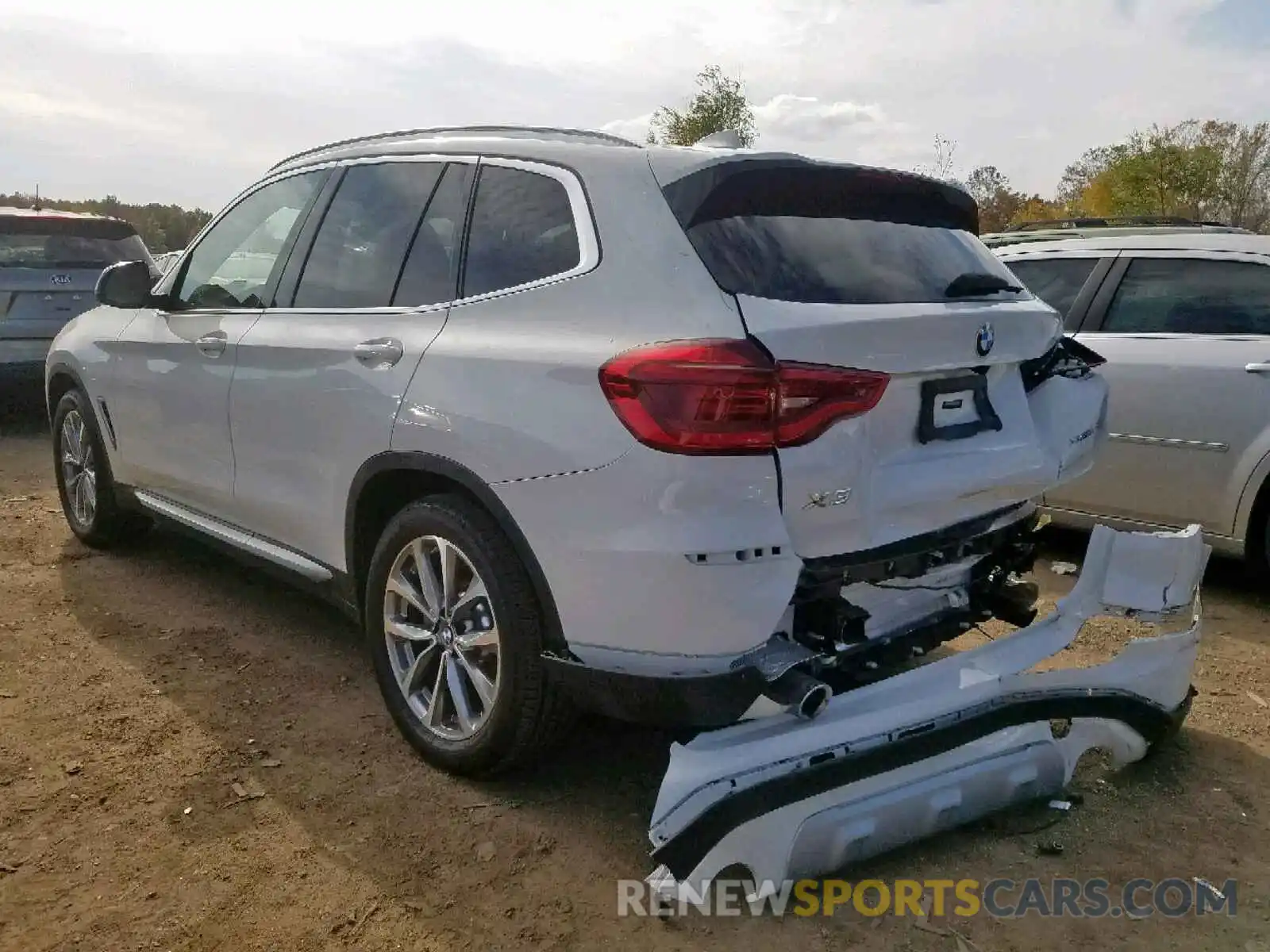 3 Photograph of a damaged car 5UXTR9C50KLD94178 BMW X3 2019