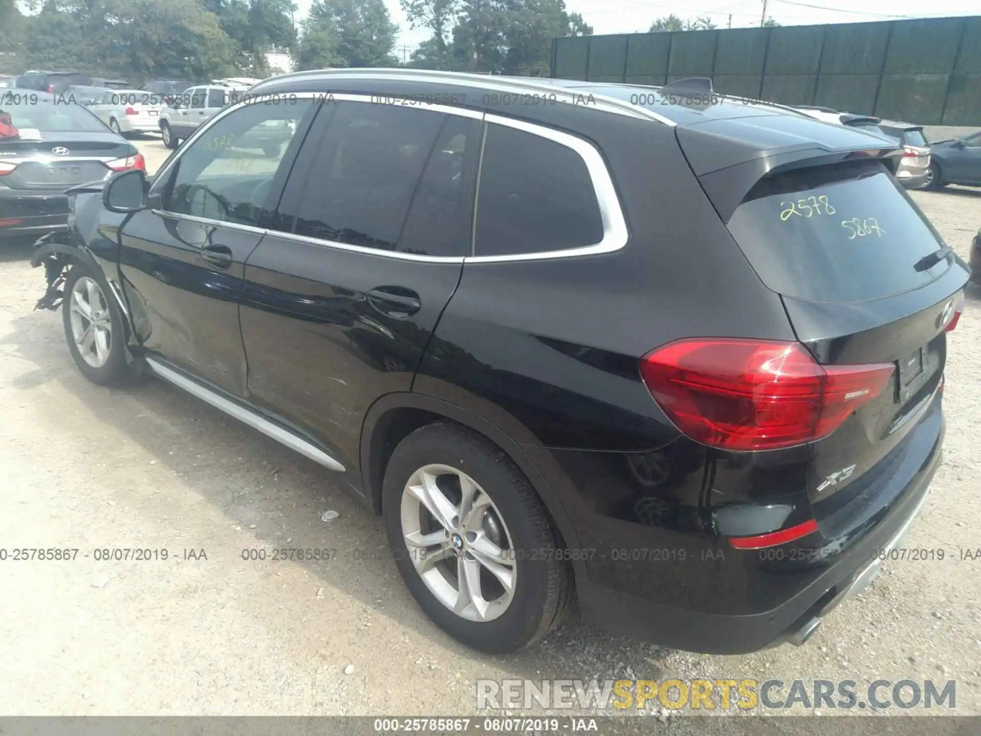 3 Photograph of a damaged car 5UXTR9C50KLD94357 BMW X3 2019