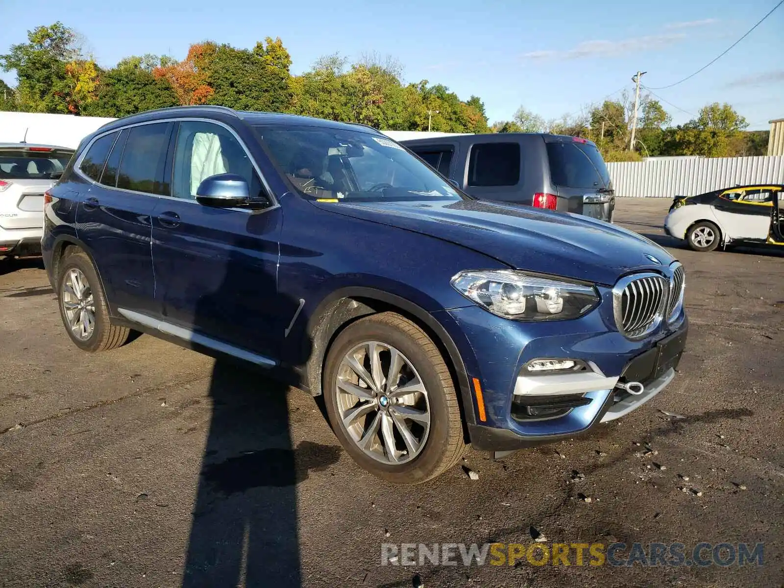 1 Photograph of a damaged car 5UXTR9C50KLE14087 BMW X3 2019