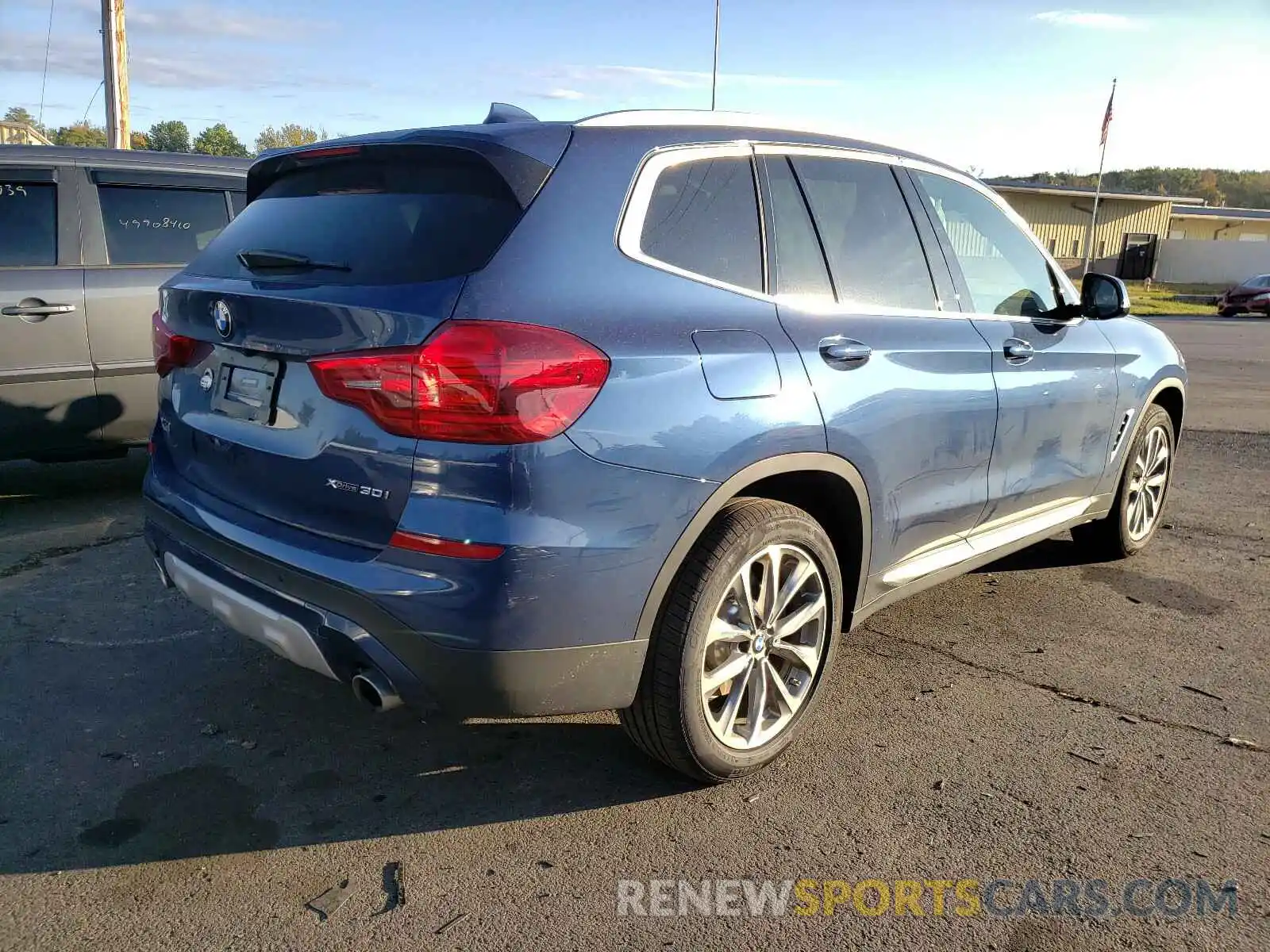 4 Фотография поврежденного автомобиля 5UXTR9C50KLE14087 BMW X3 2019