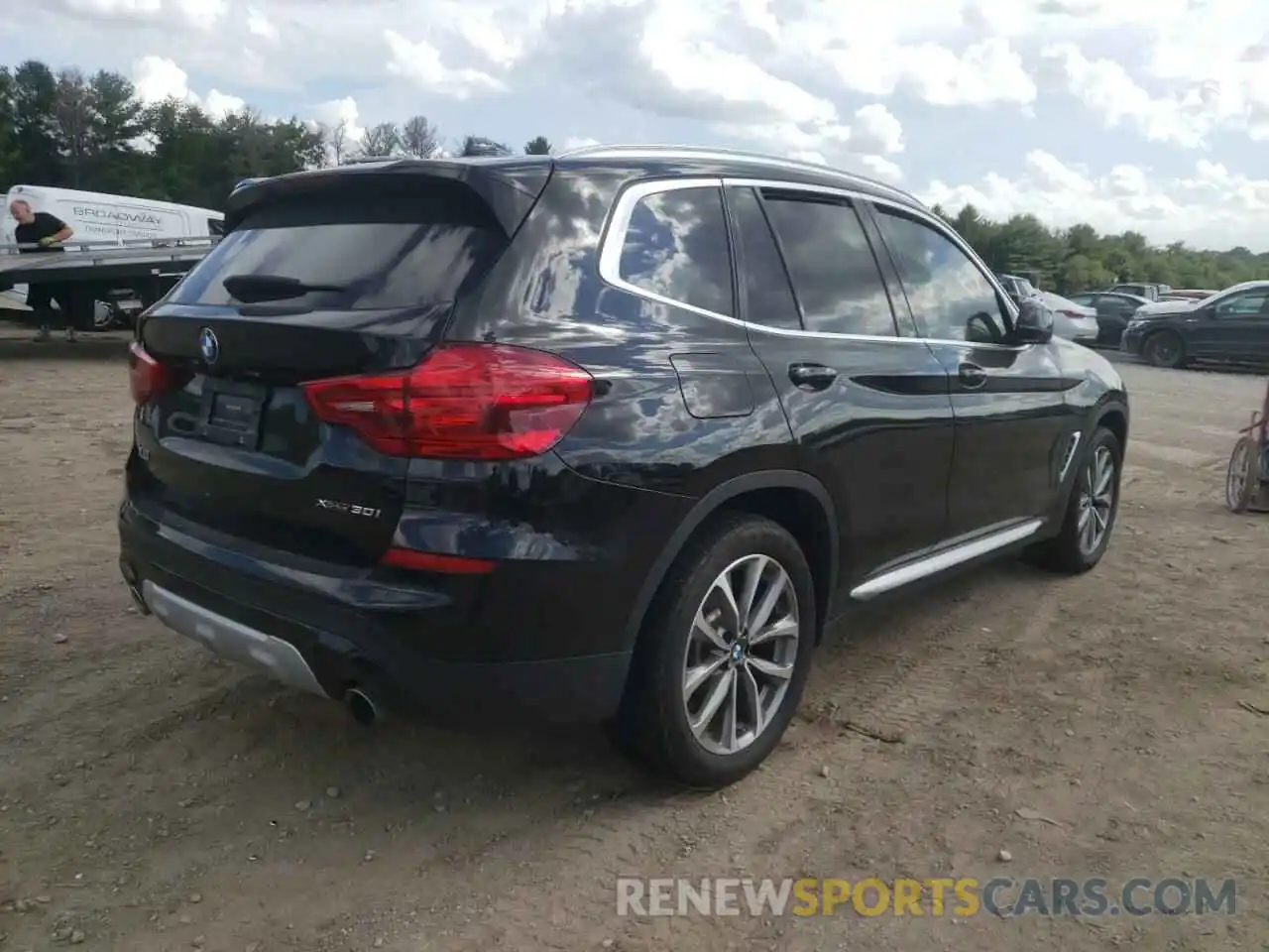 4 Фотография поврежденного автомобиля 5UXTR9C50KLE15269 BMW X3 2019