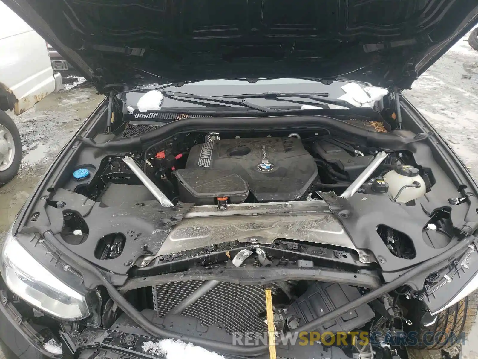 7 Photograph of a damaged car 5UXTR9C50KLE19922 BMW X3 2019