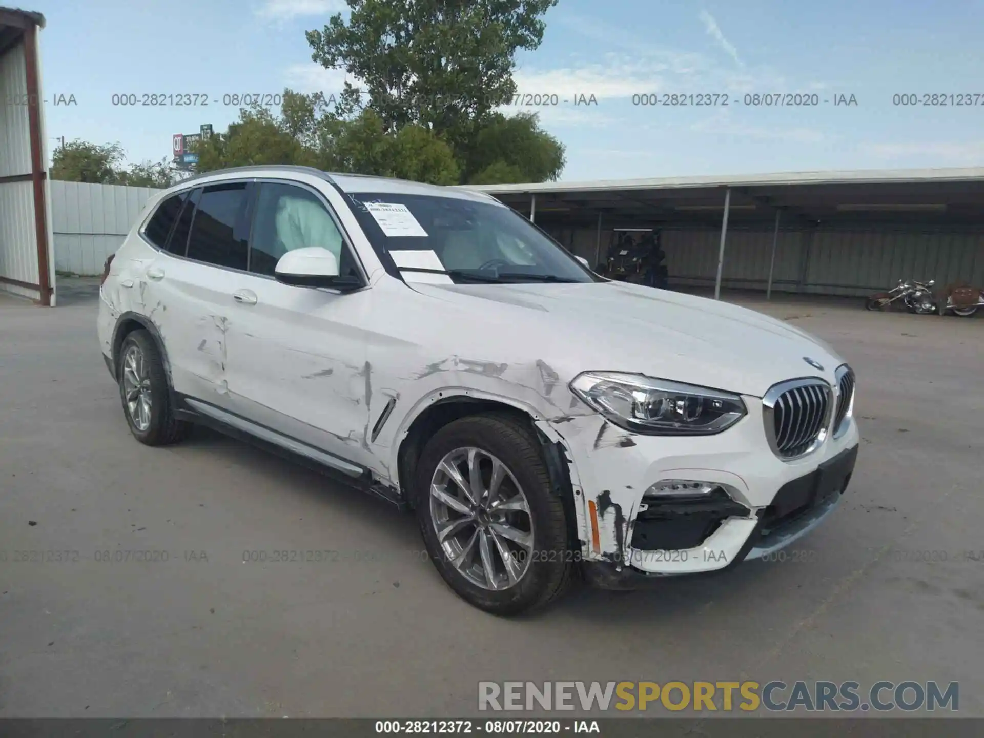 1 Photograph of a damaged car 5UXTR9C50KLE20357 BMW X3 2019