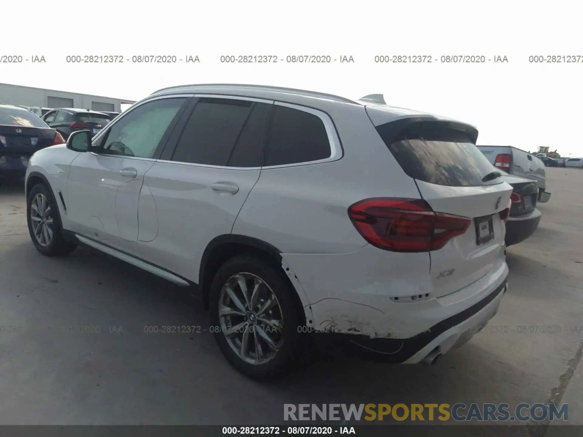 3 Photograph of a damaged car 5UXTR9C50KLE20357 BMW X3 2019