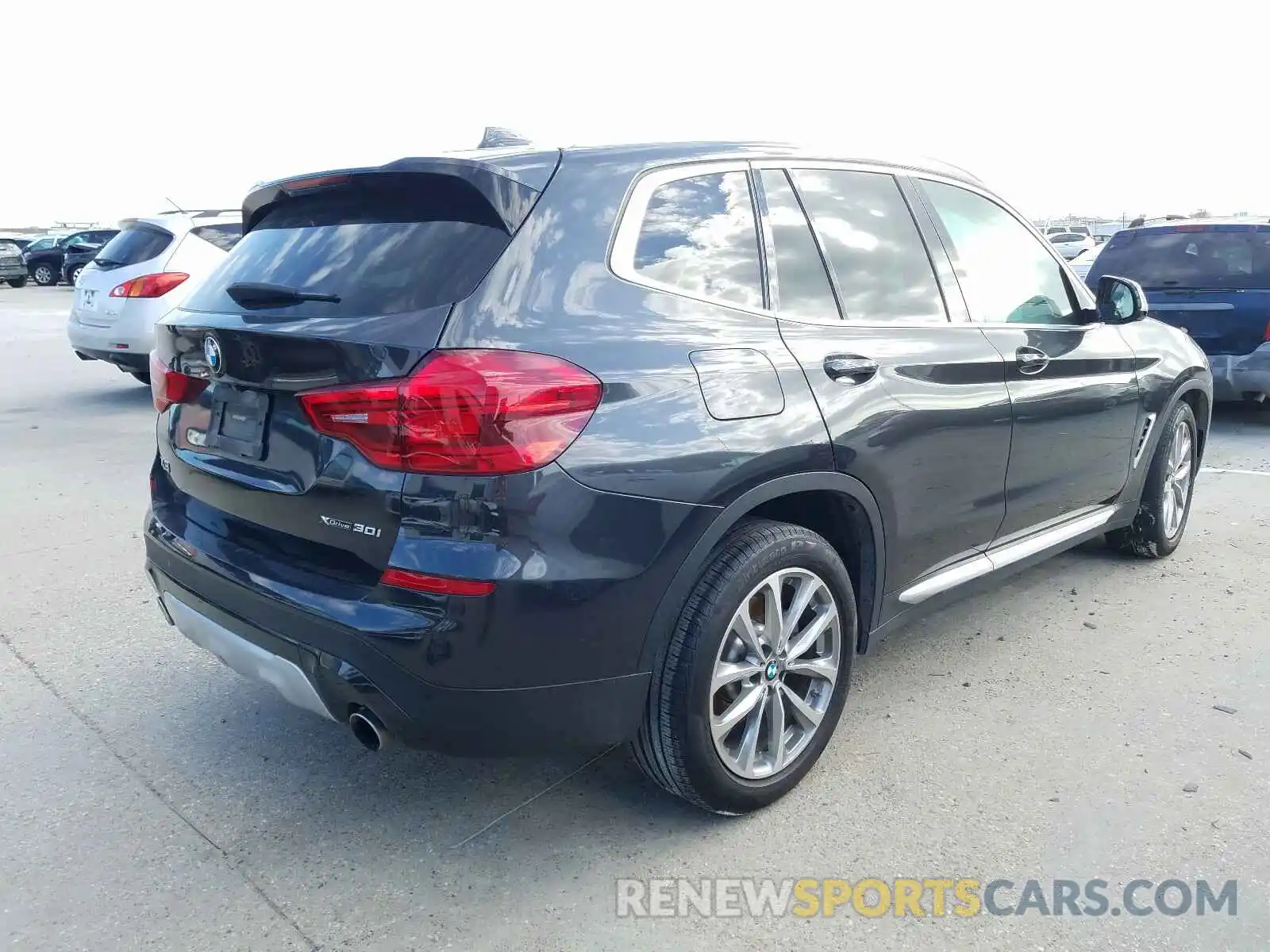 4 Фотография поврежденного автомобиля 5UXTR9C50KLE21069 BMW X3 2019