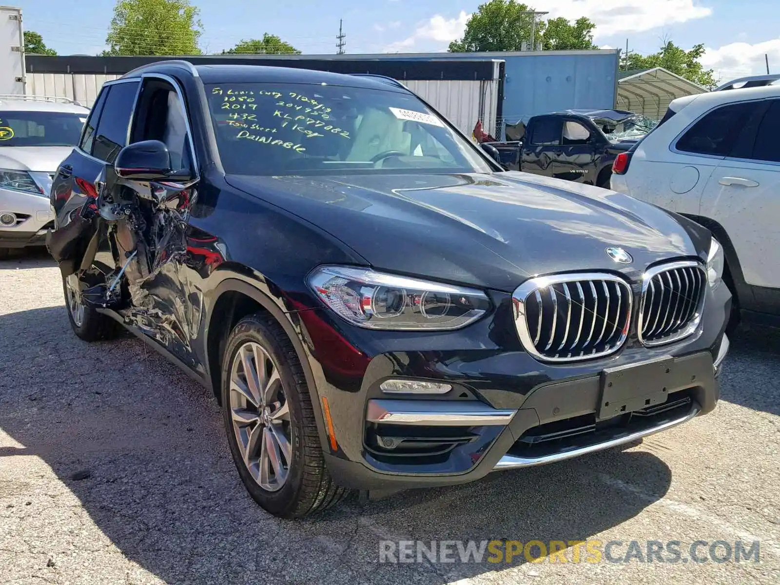 1 Photograph of a damaged car 5UXTR9C50KLP77082 BMW X3 2019