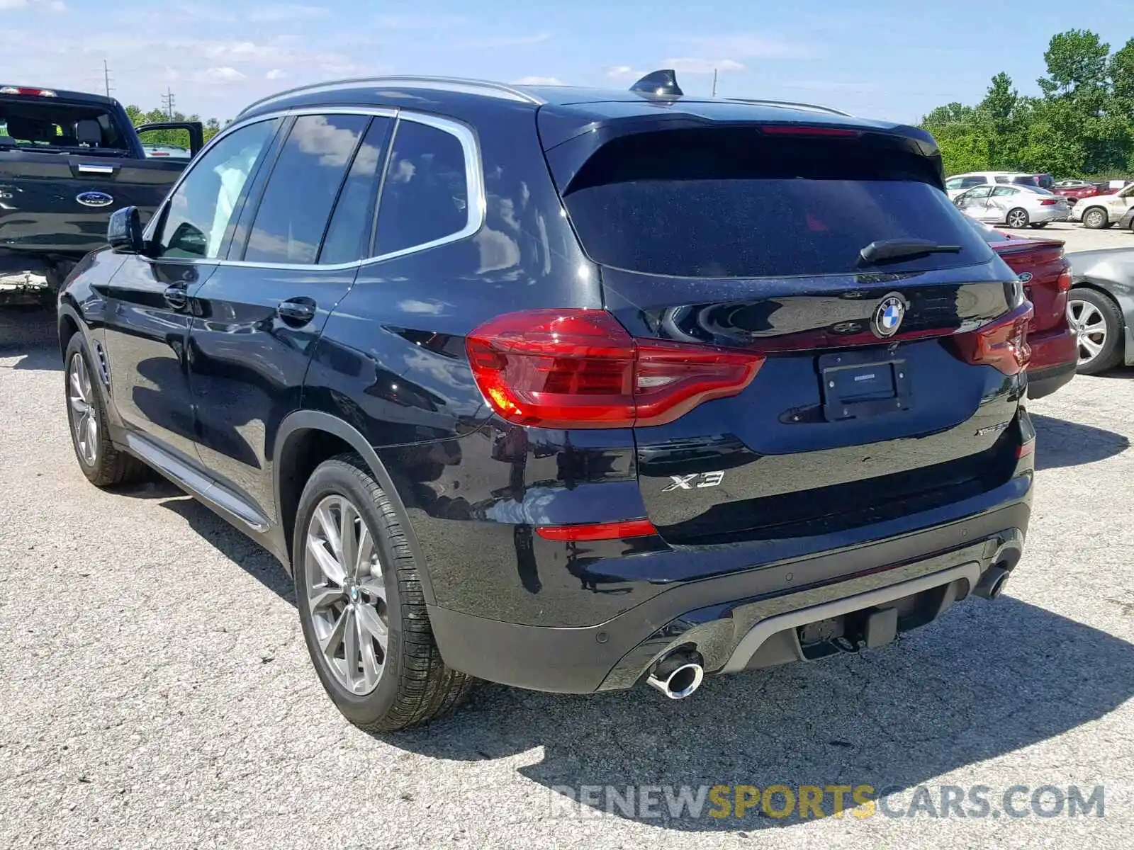 3 Photograph of a damaged car 5UXTR9C50KLP77082 BMW X3 2019