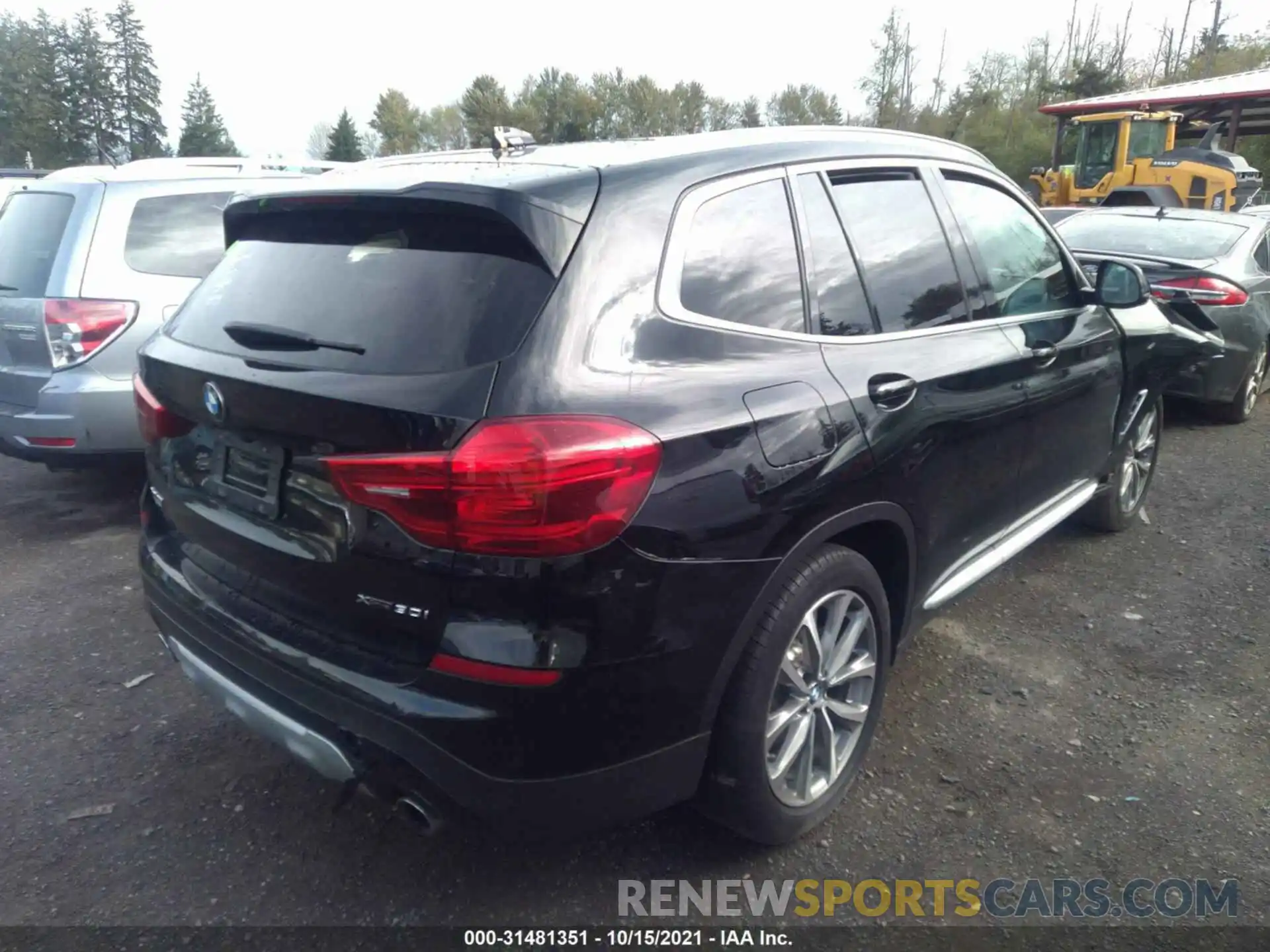 4 Photograph of a damaged car 5UXTR9C50KLP77552 BMW X3 2019