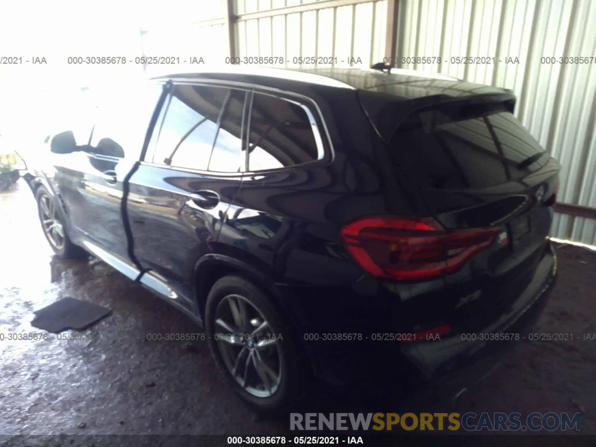 3 Photograph of a damaged car 5UXTR9C50KLP82704 BMW X3 2019