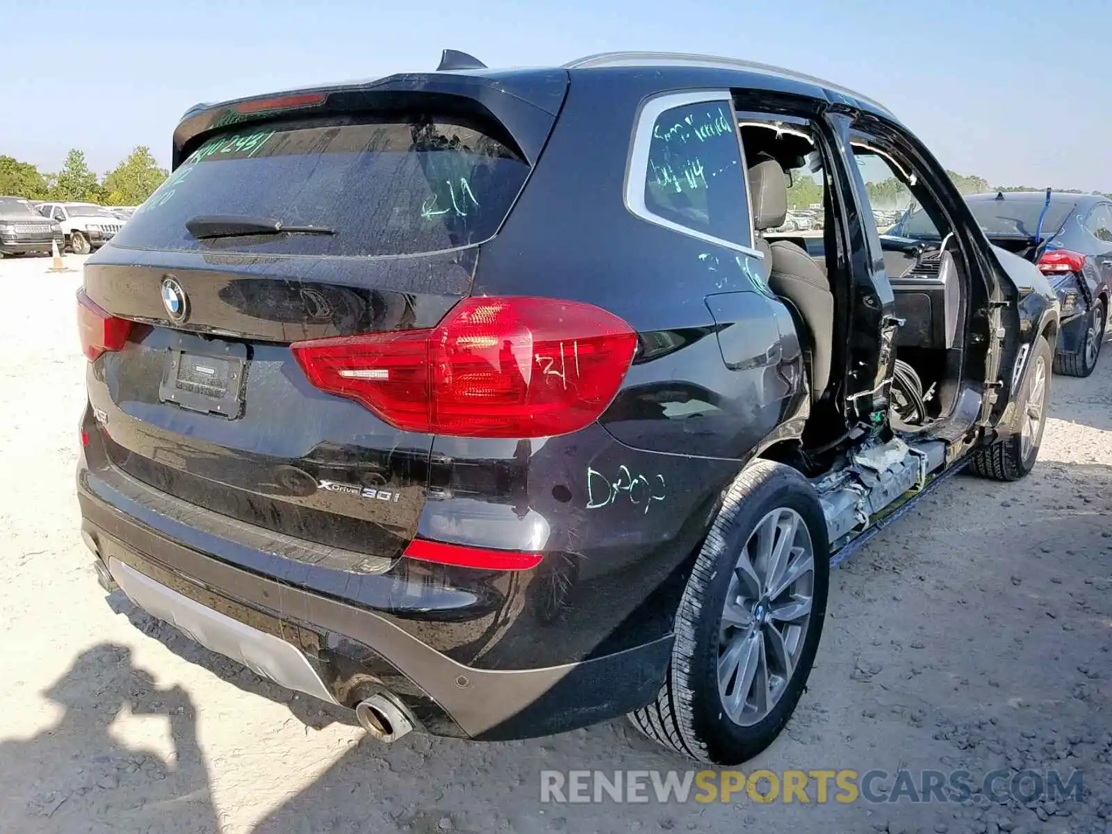 4 Photograph of a damaged car 5UXTR9C50KLP83688 BMW X3 2019