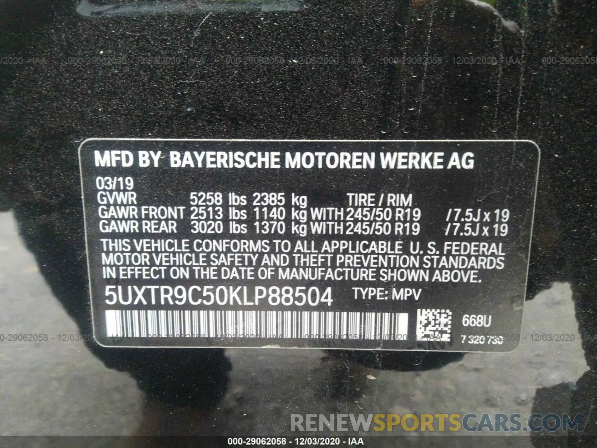 9 Photograph of a damaged car 5UXTR9C50KLP88504 BMW X3 2019