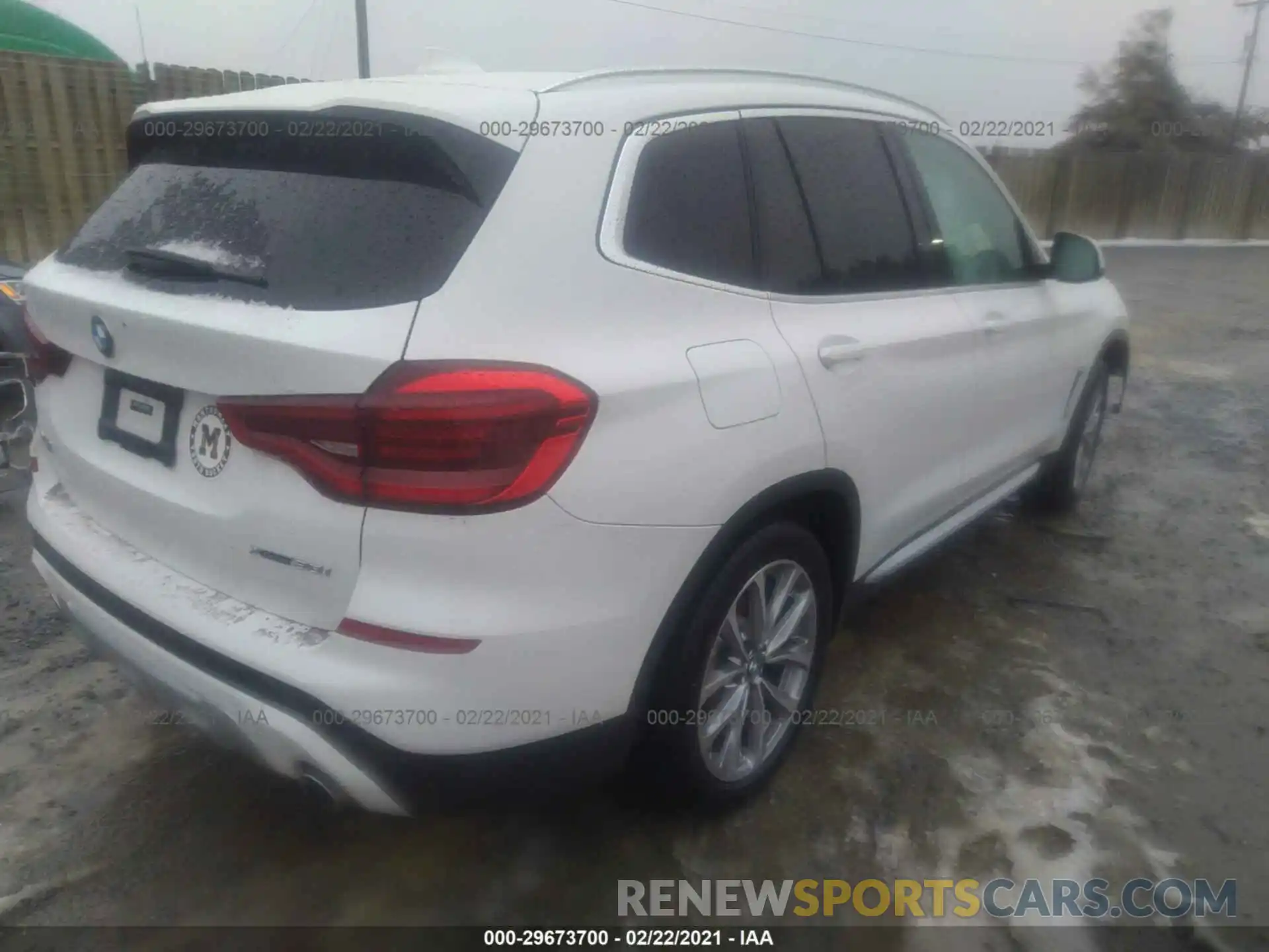 4 Photograph of a damaged car 5UXTR9C50KLR07457 BMW X3 2019