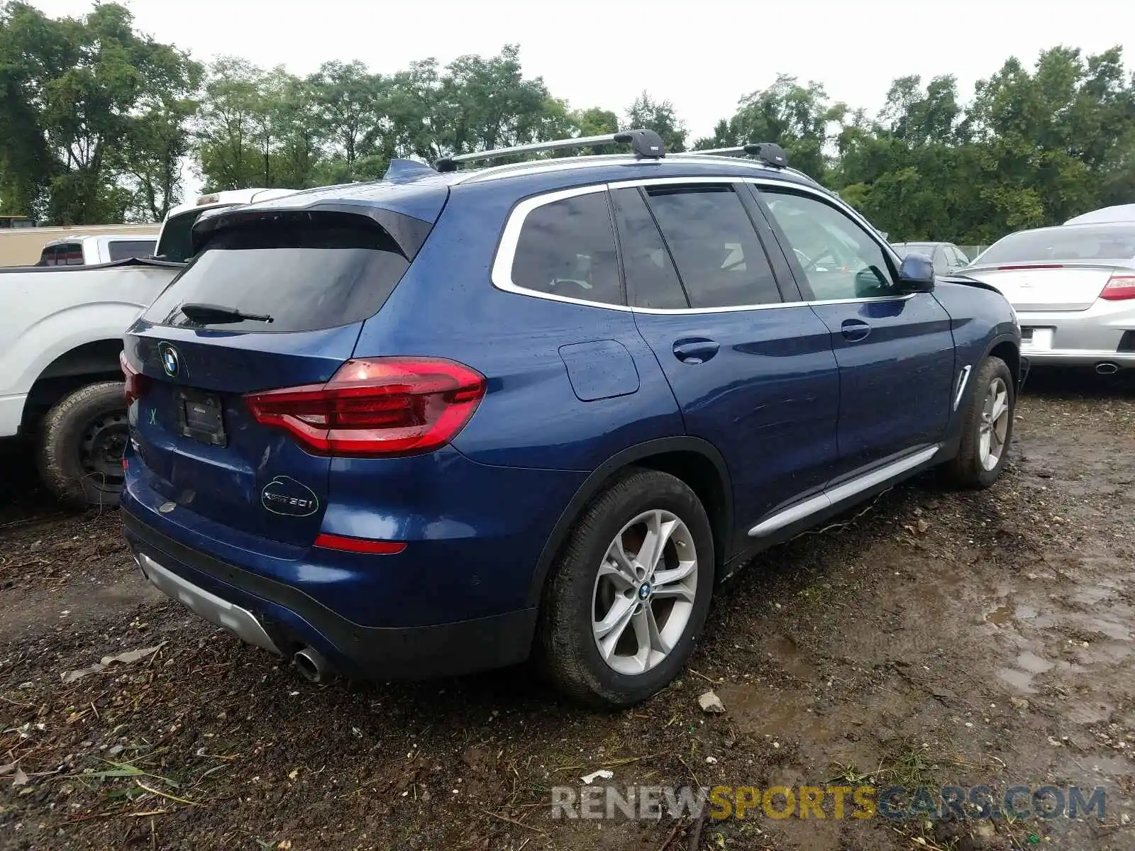 4 Photograph of a damaged car 5UXTR9C50KLR07569 BMW X3 2019