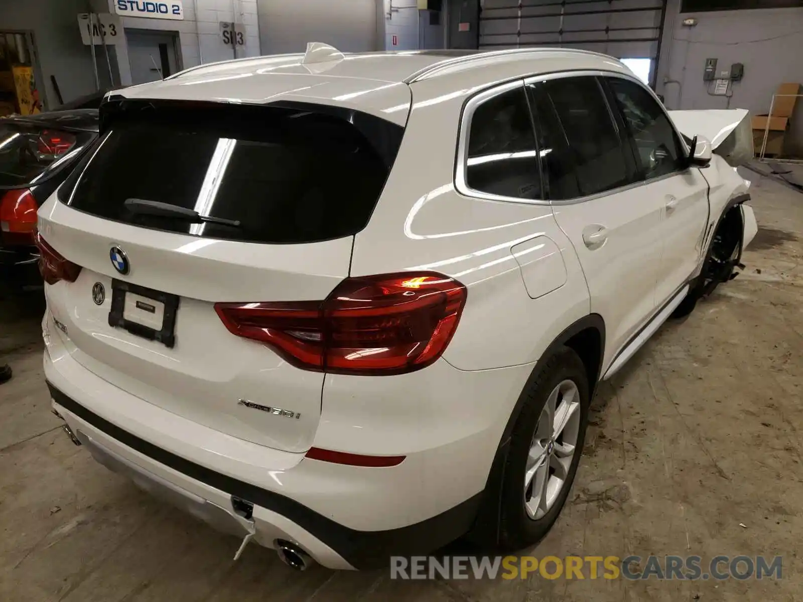 4 Фотография поврежденного автомобиля 5UXTR9C50KLR08642 BMW X3 2019