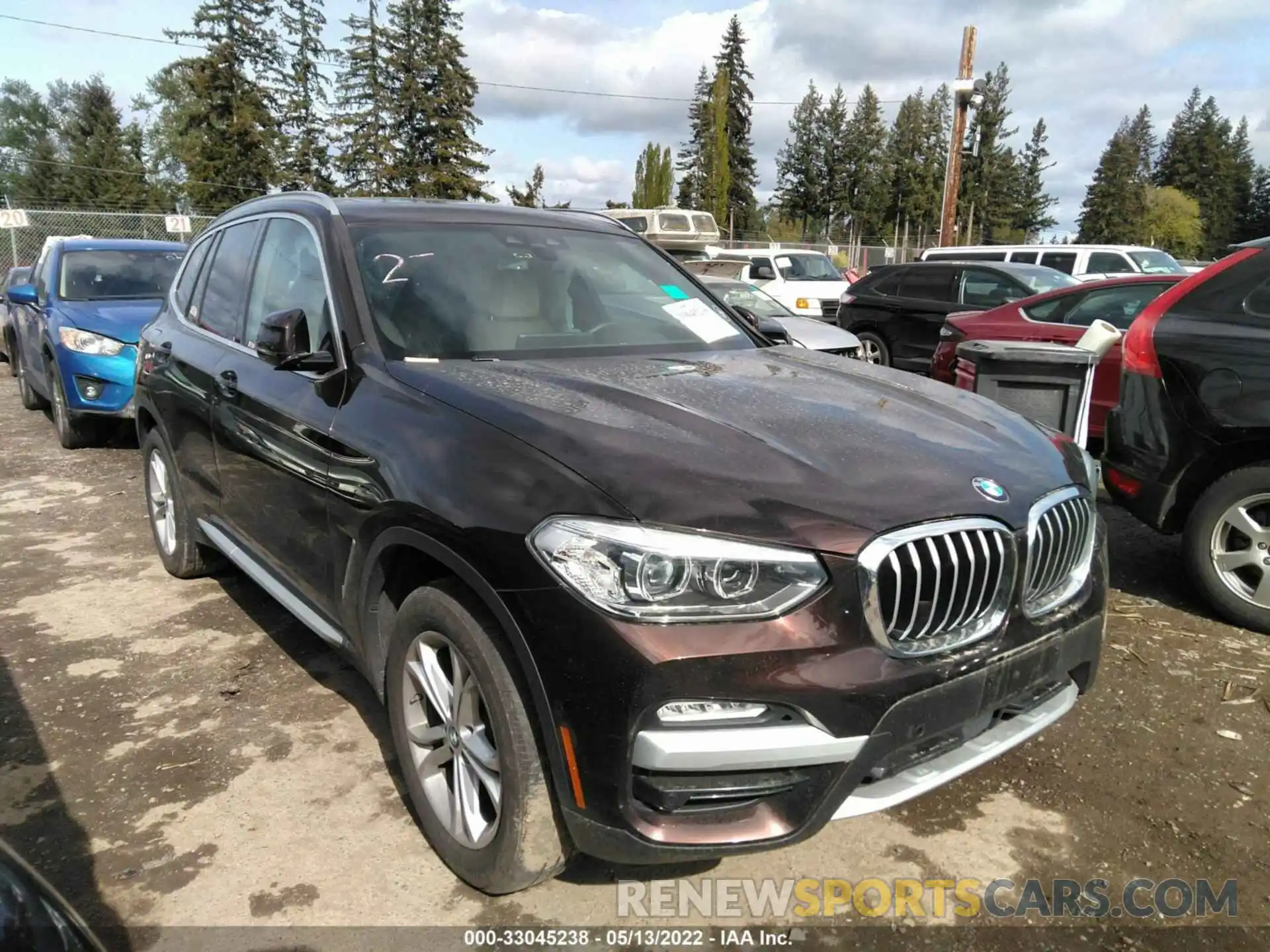 1 Photograph of a damaged car 5UXTR9C50KLR09354 BMW X3 2019