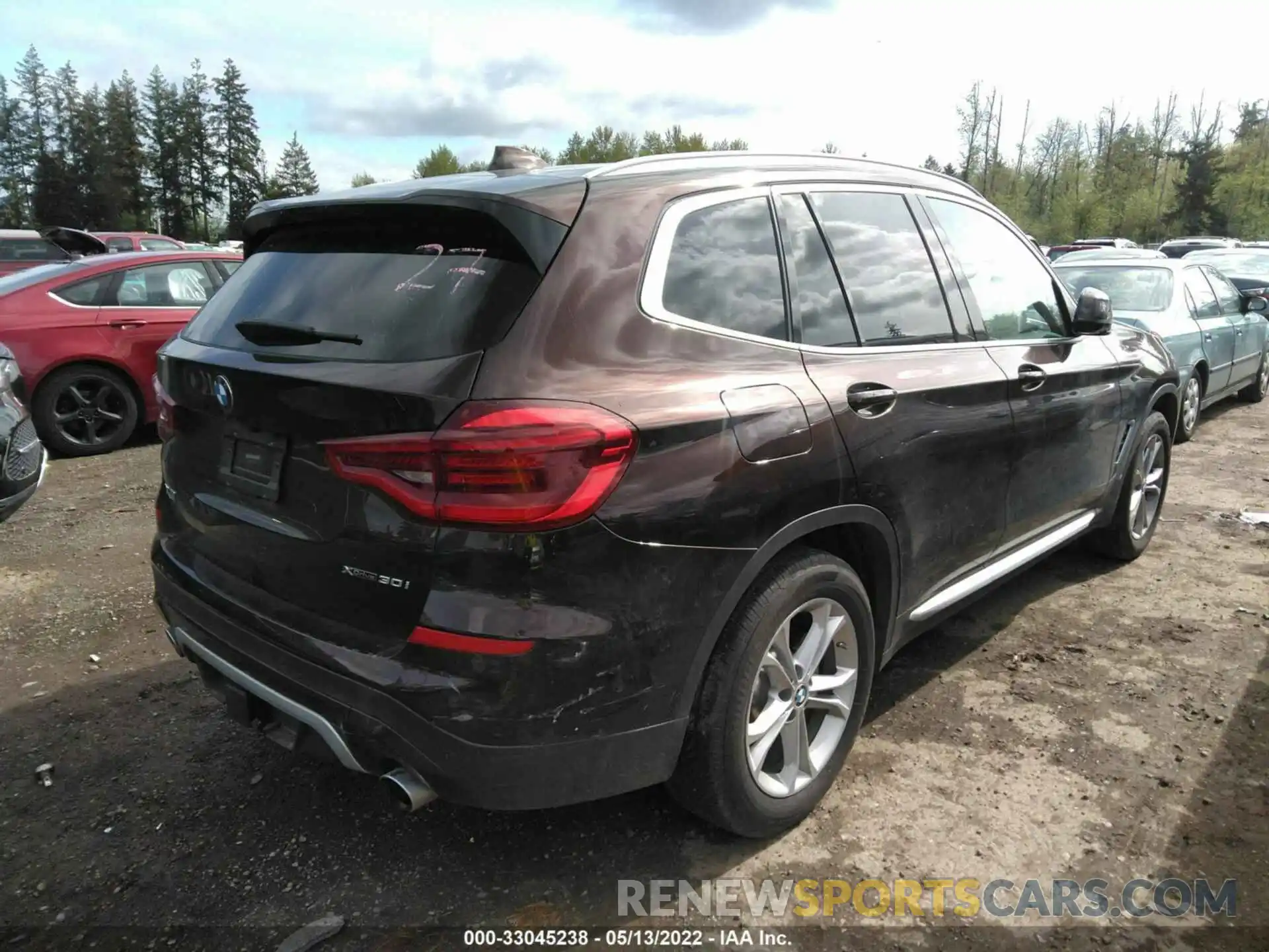 4 Фотография поврежденного автомобиля 5UXTR9C50KLR09354 BMW X3 2019