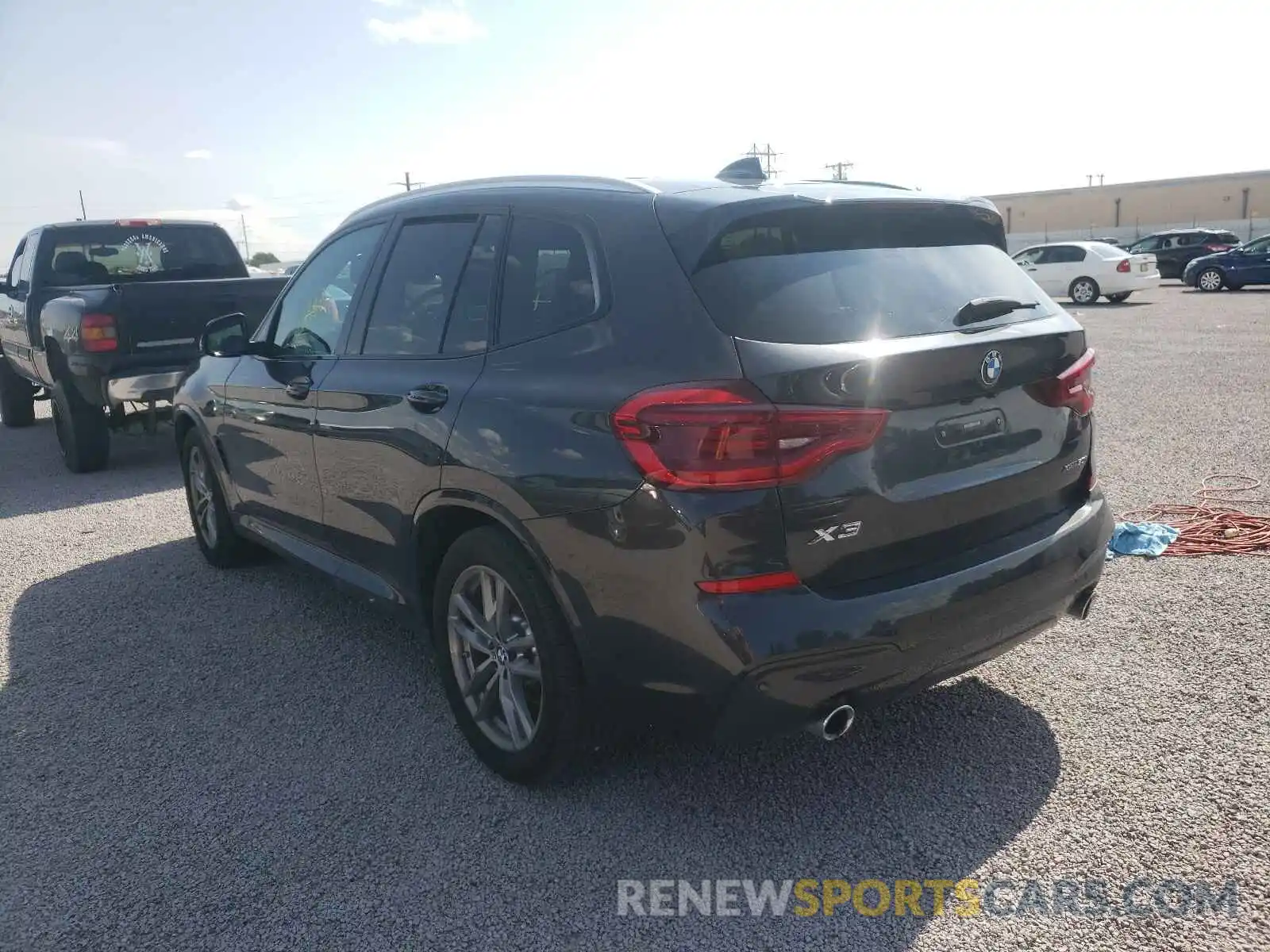 3 Photograph of a damaged car 5UXTR9C50KLR11122 BMW X3 2019