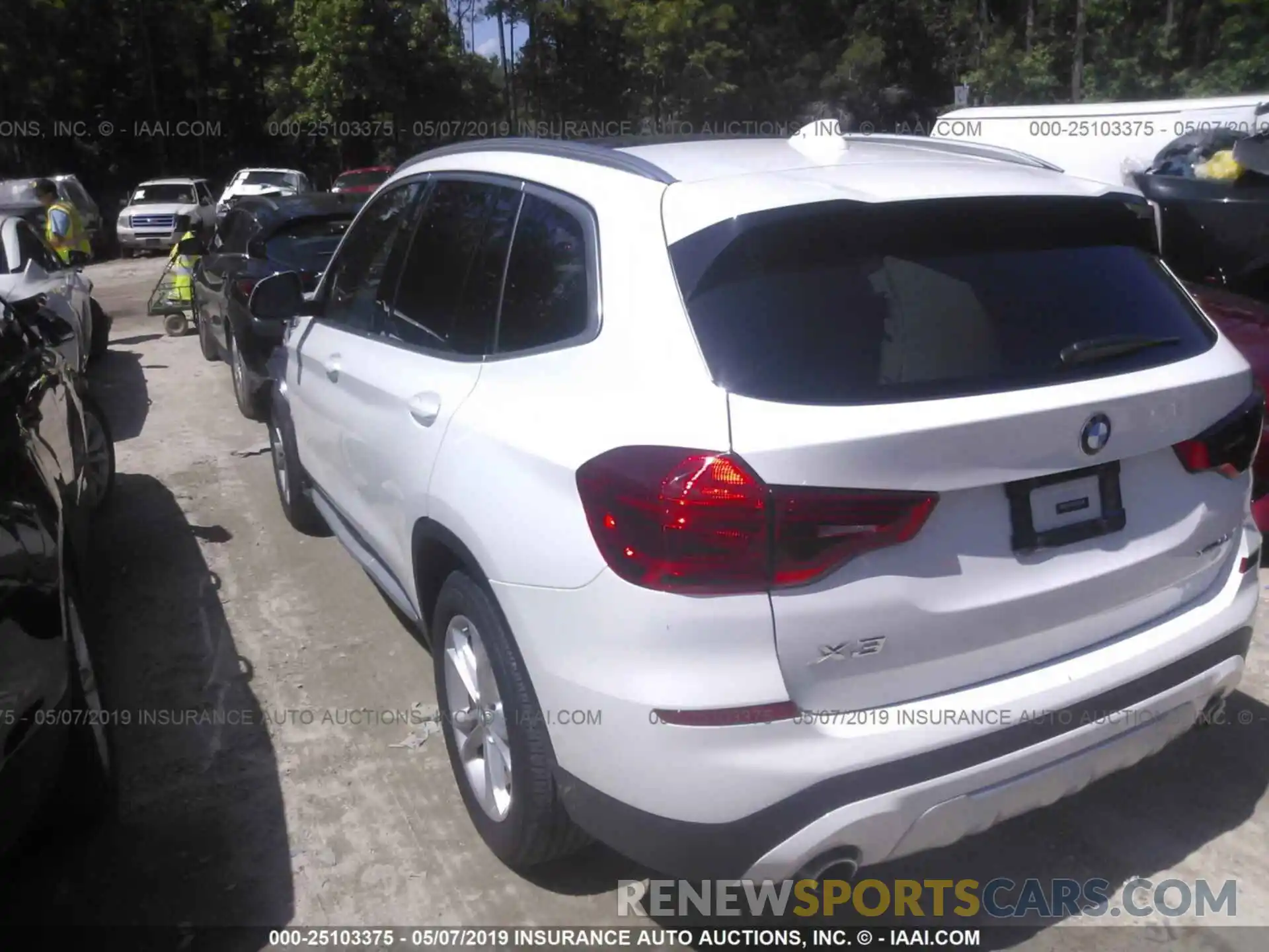 3 Photograph of a damaged car 5UXTR9C51KLD95176 BMW X3 2019