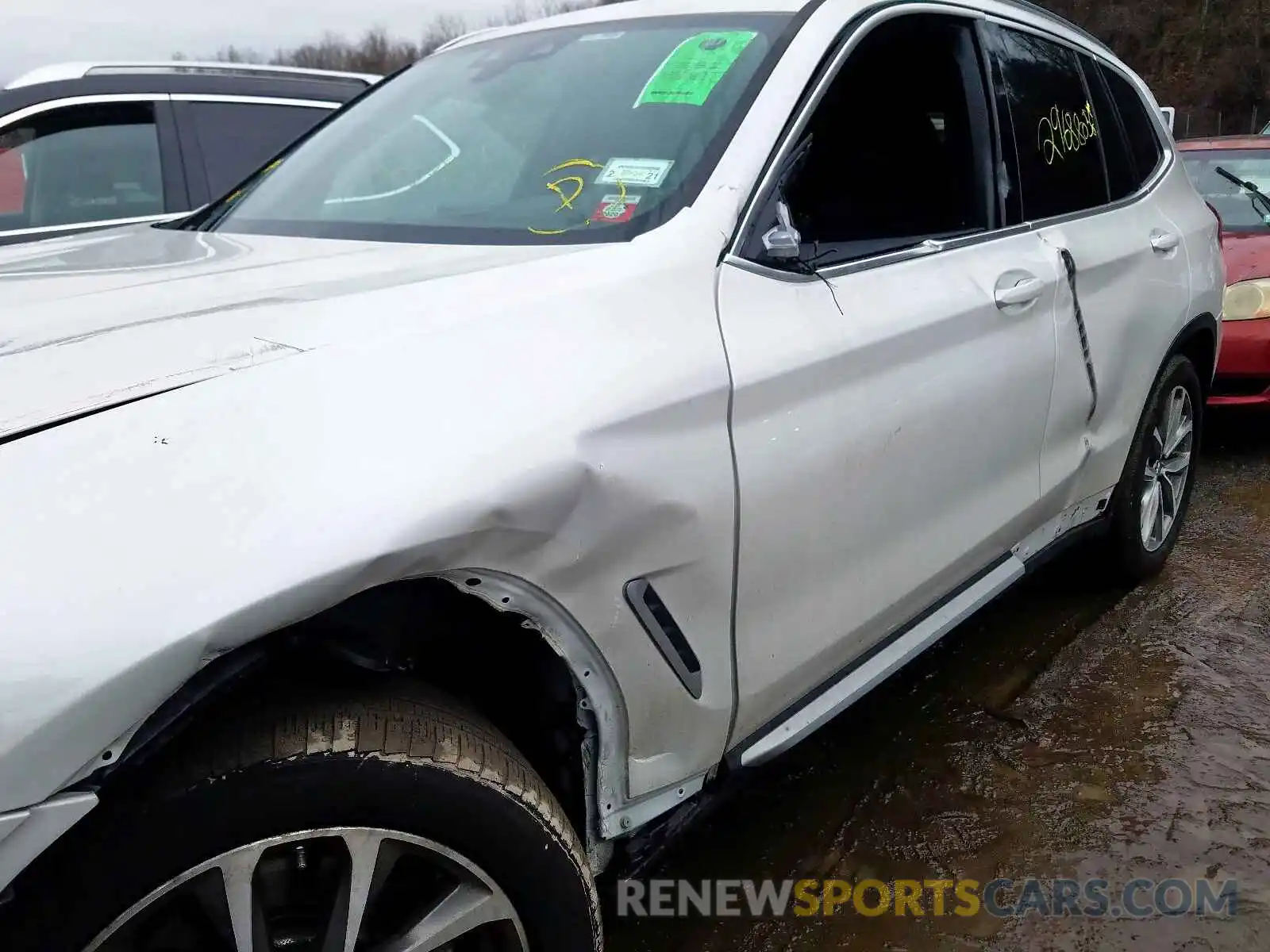 9 Photograph of a damaged car 5UXTR9C51KLD98773 BMW X3 2019
