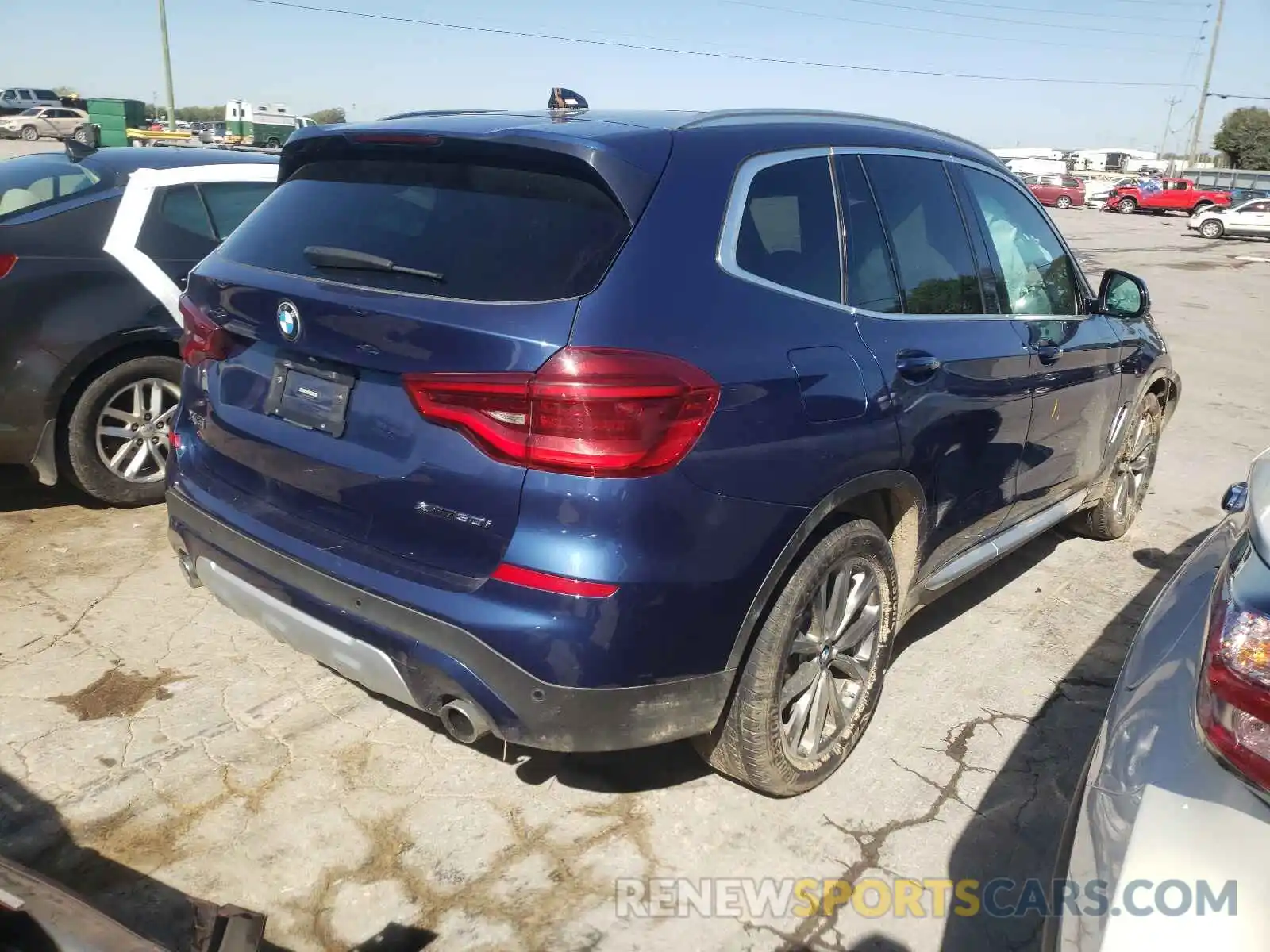 4 Фотография поврежденного автомобиля 5UXTR9C51KLD98918 BMW X3 2019