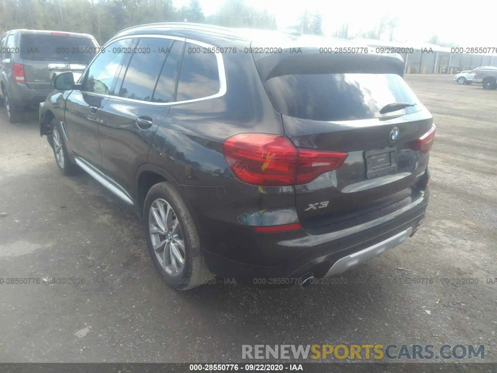 3 Photograph of a damaged car 5UXTR9C51KLE13305 BMW X3 2019