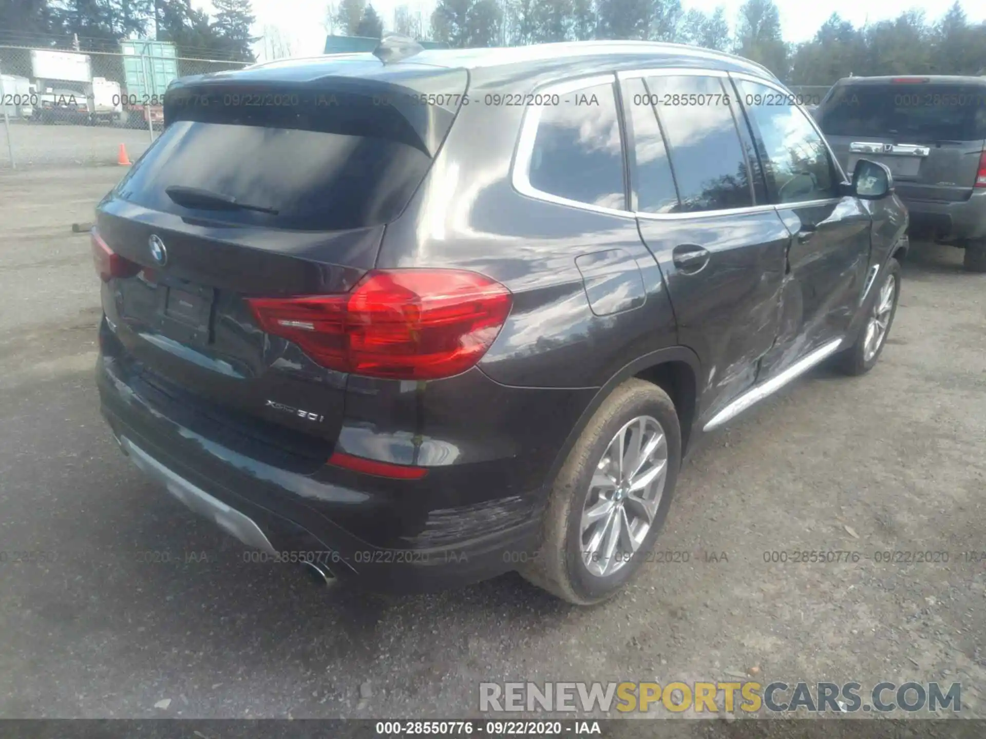 4 Фотография поврежденного автомобиля 5UXTR9C51KLE13305 BMW X3 2019