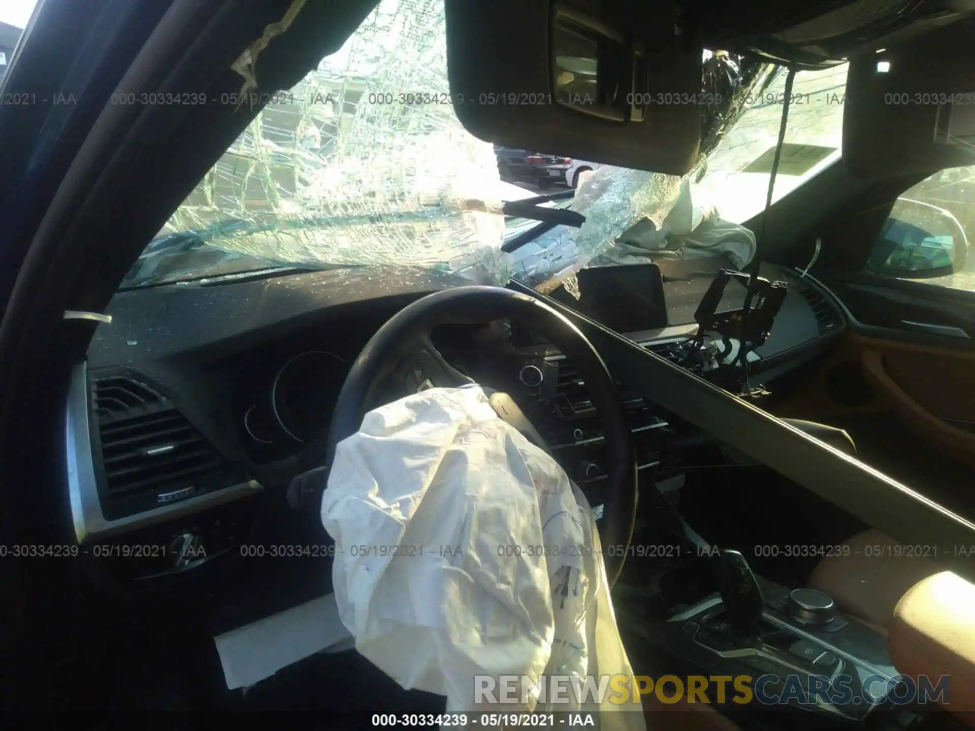 5 Photograph of a damaged car 5UXTR9C51KLE21632 BMW X3 2019