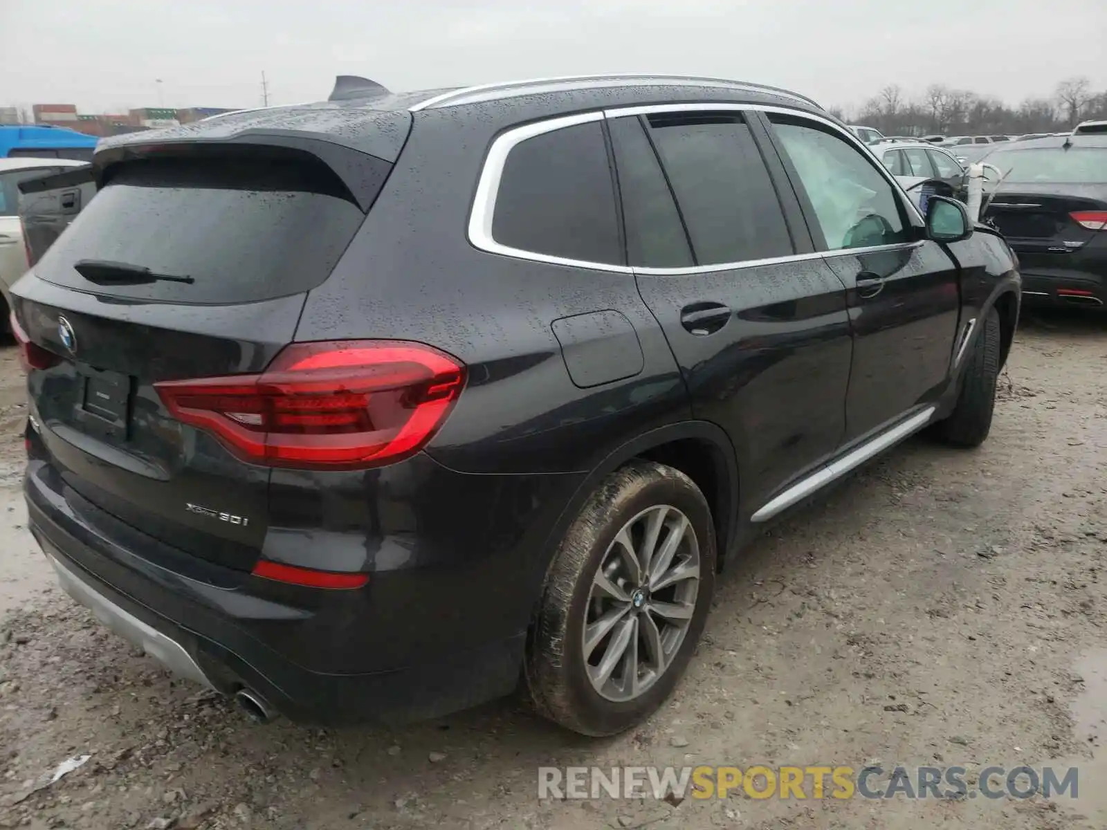 4 Photograph of a damaged car 5UXTR9C51KLP81139 BMW X3 2019