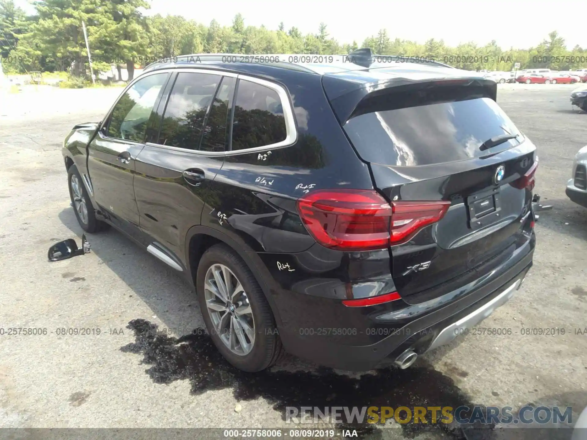 3 Photograph of a damaged car 5UXTR9C51KLP86048 BMW X3 2019