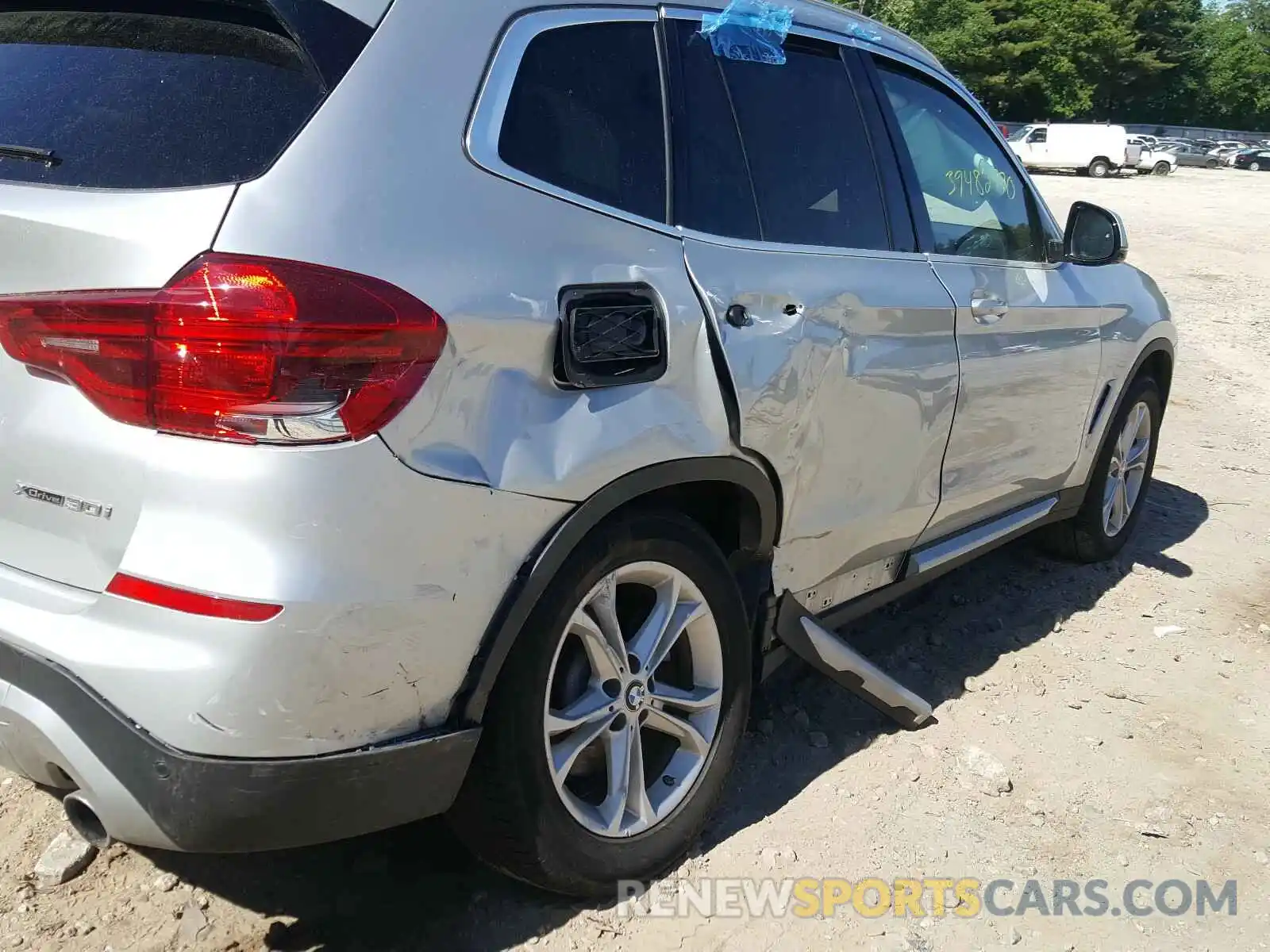 9 Photograph of a damaged car 5UXTR9C51KLP86650 BMW X3 2019