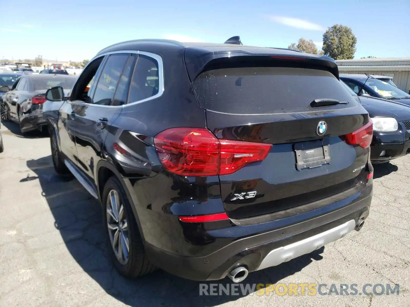 3 Photograph of a damaged car 5UXTR9C51KLP90925 BMW X3 2019