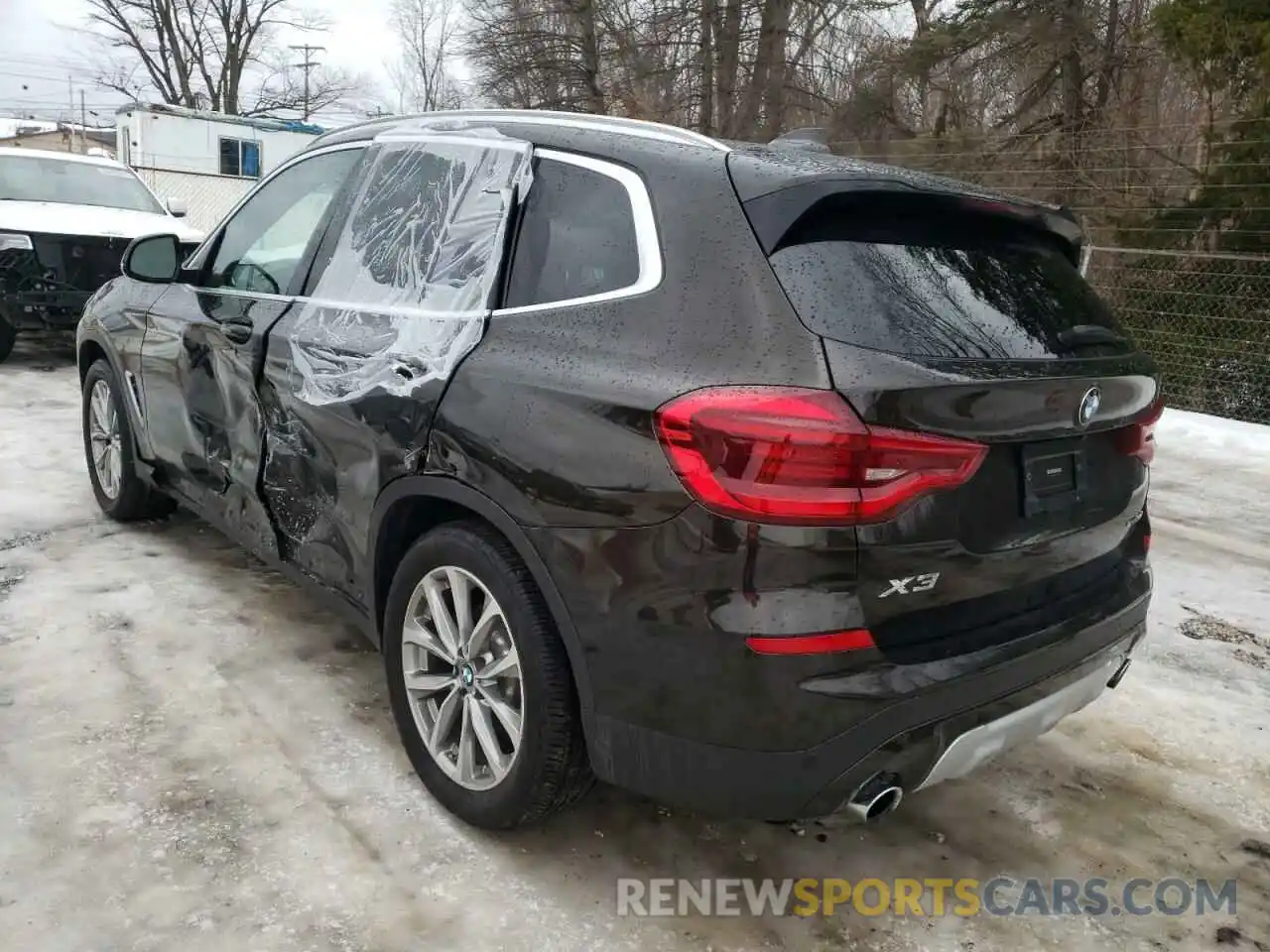 3 Photograph of a damaged car 5UXTR9C51KLP93081 BMW X3 2019