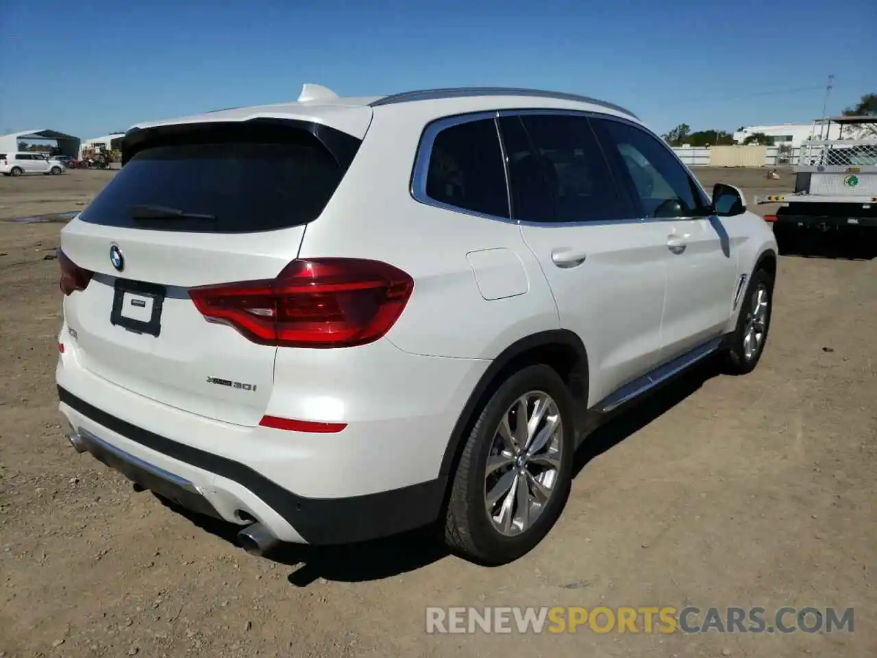 4 Photograph of a damaged car 5UXTR9C51KLP96059 BMW X3 2019